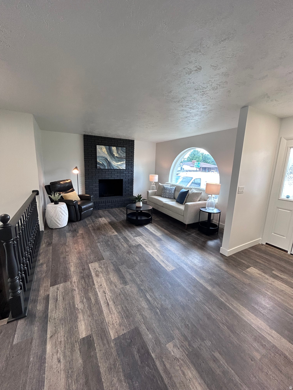MOUNTAIN VIEW ESTATE - Residential