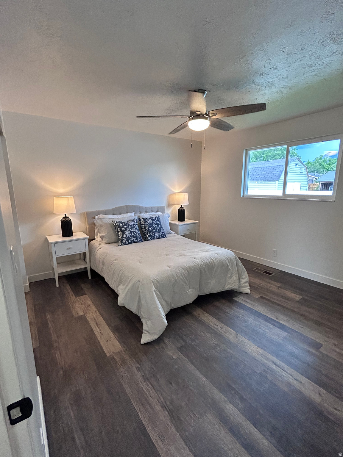 MOUNTAIN VIEW ESTATE - Residential
