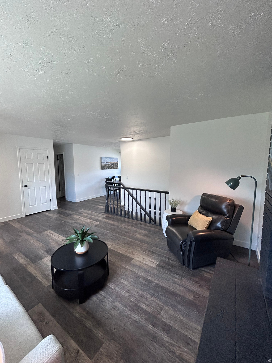 MOUNTAIN VIEW ESTATE - Residential