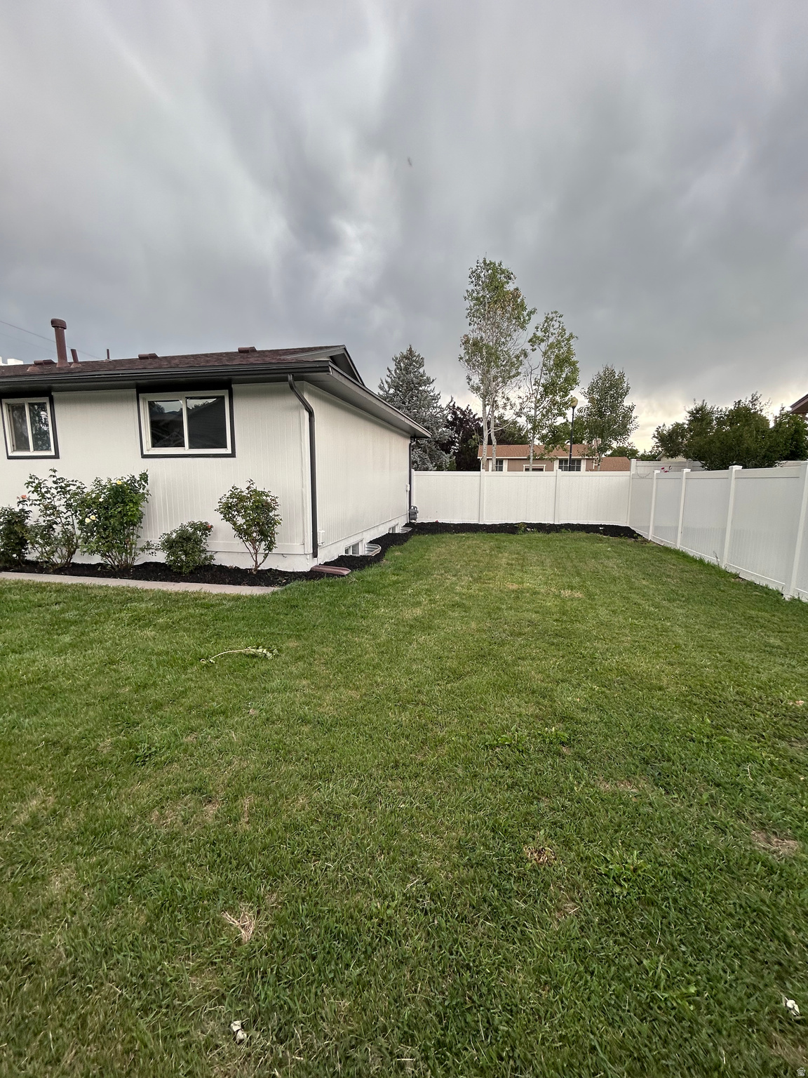 MOUNTAIN VIEW ESTATE - Residential
