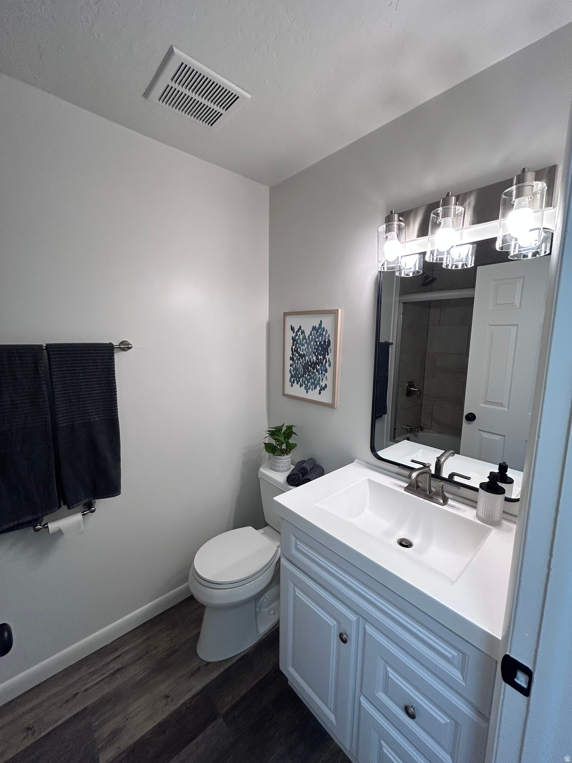 MOUNTAIN VIEW ESTATE - Residential