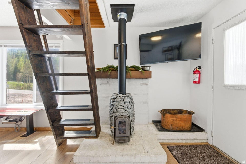 KRISTI CONDOS - Residential