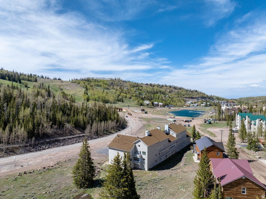 KRISTI CONDOS - Residential
