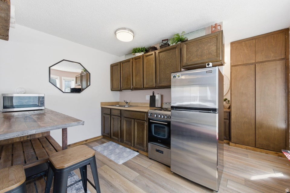 KRISTI CONDOS - Residential