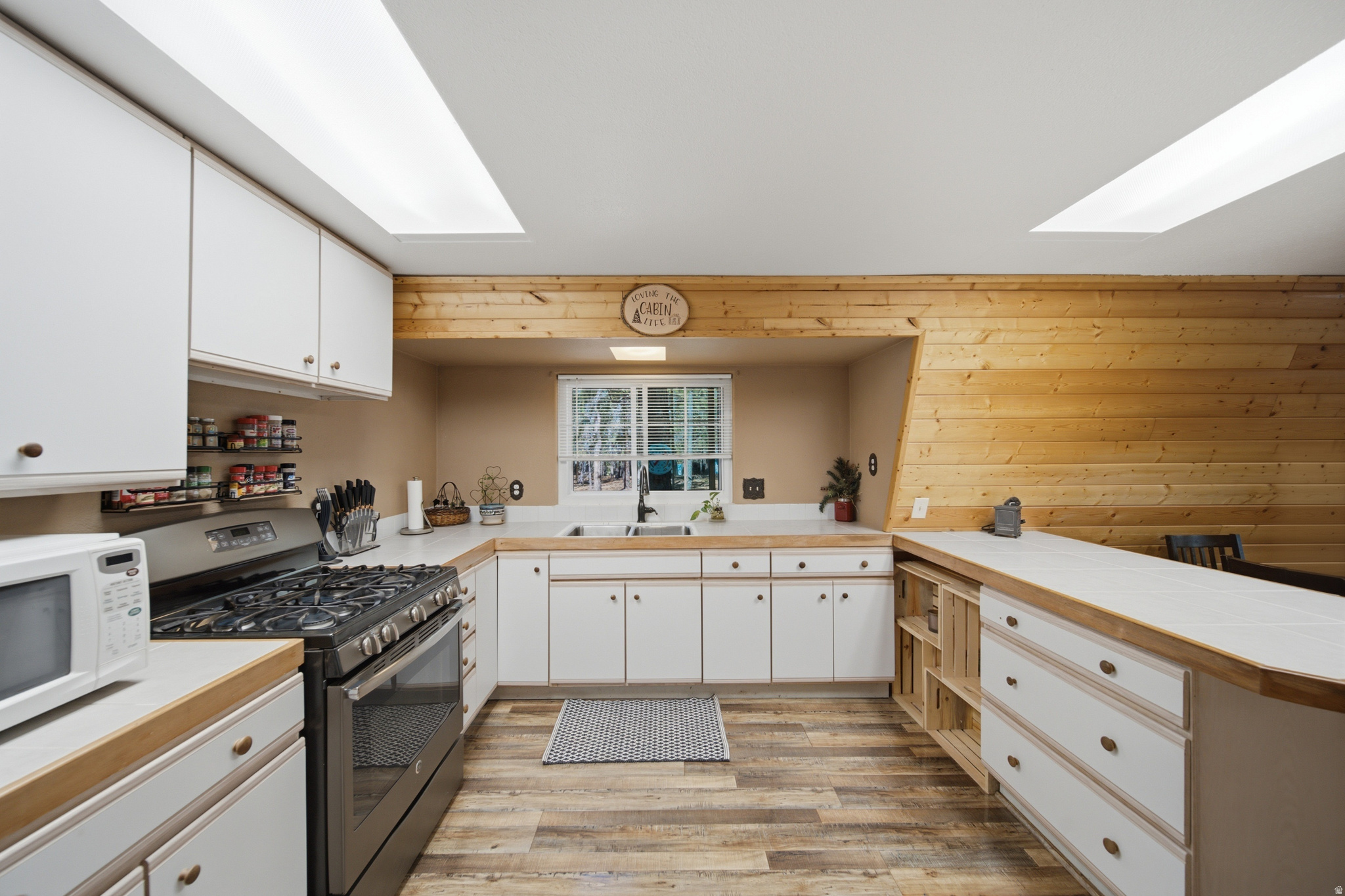 SWAINS CREEK PINES - Residential