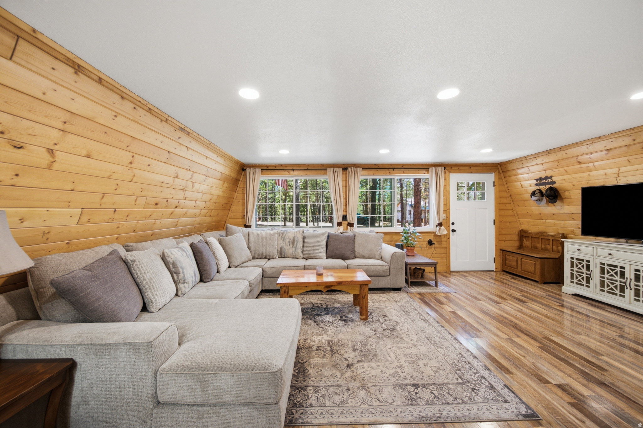 SWAINS CREEK PINES - Residential