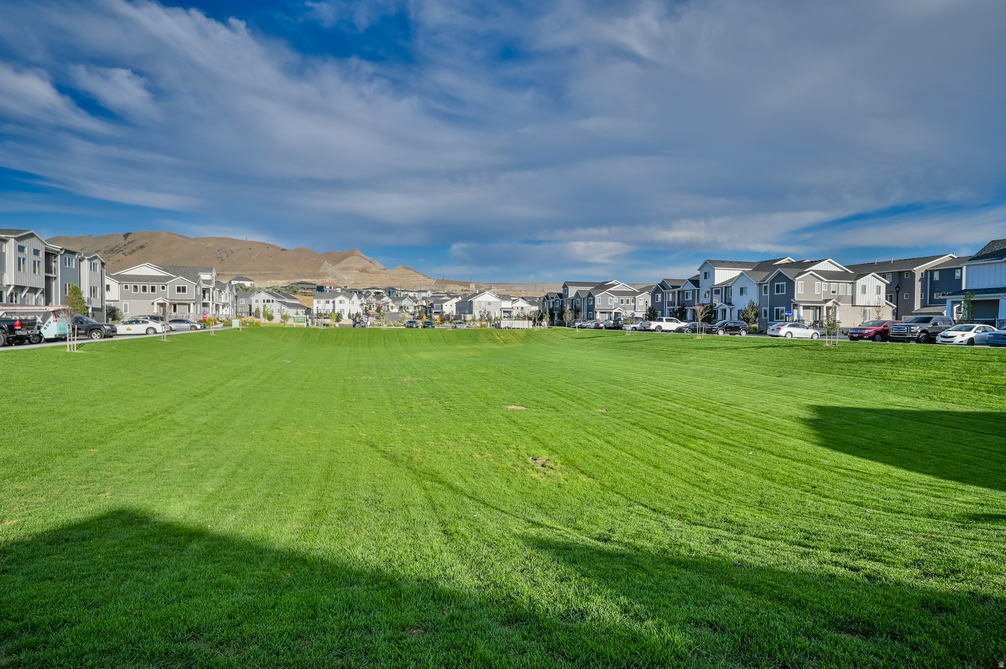 DAY RANCH TOWNS - Residential Lease