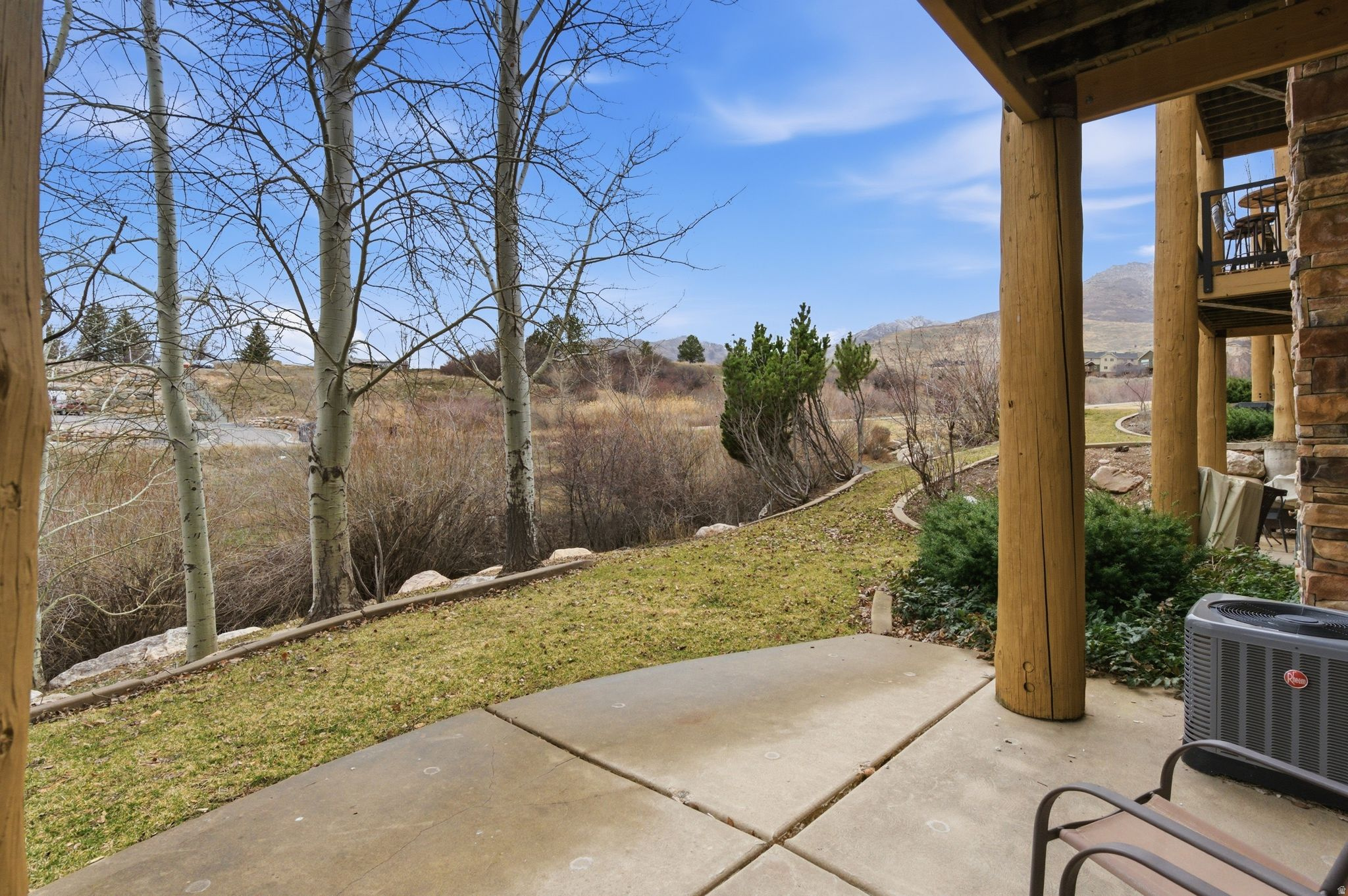 MOOSE HOLLOW CONDOMI - Residential
