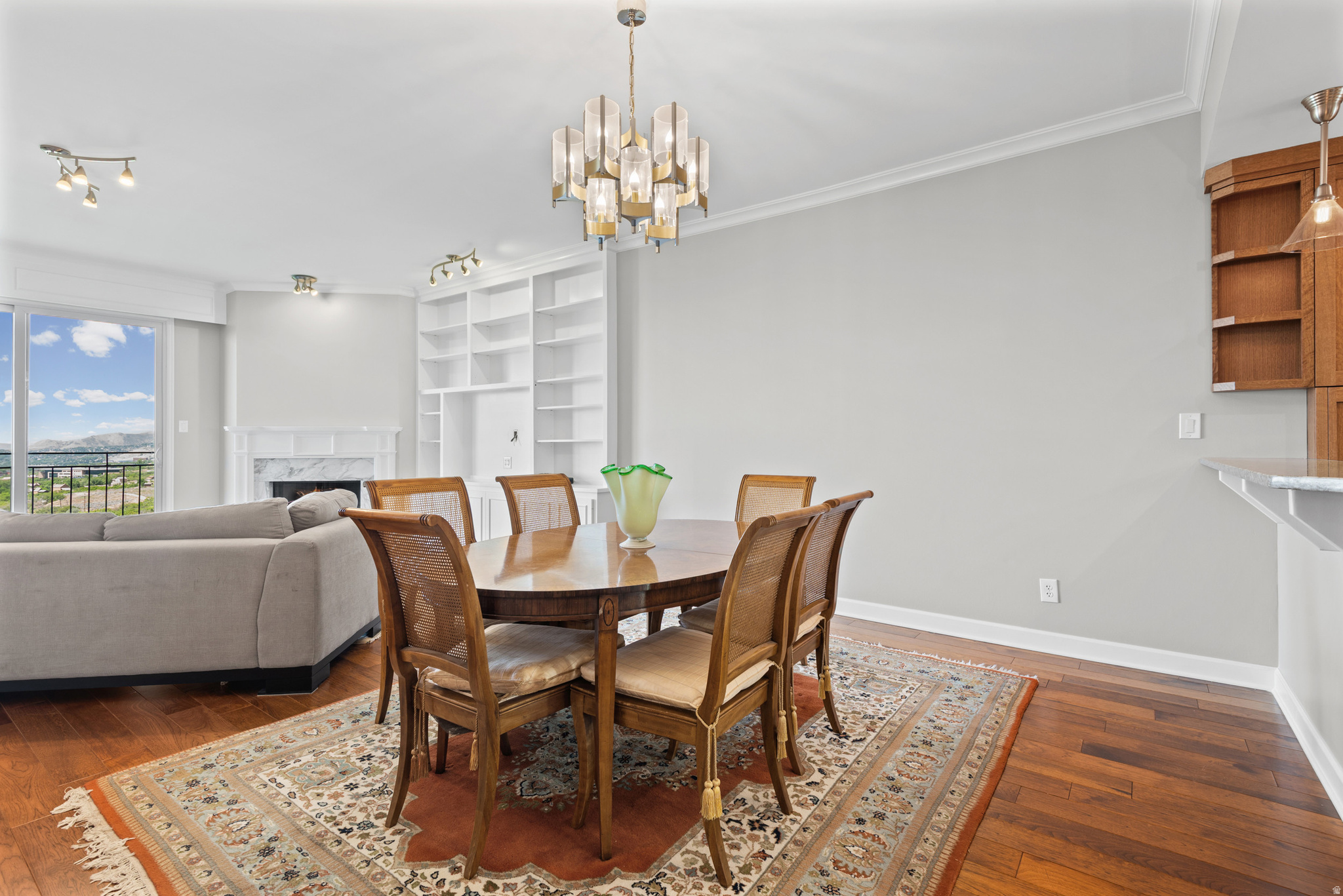 DONNER PLACE CONDM - Residential