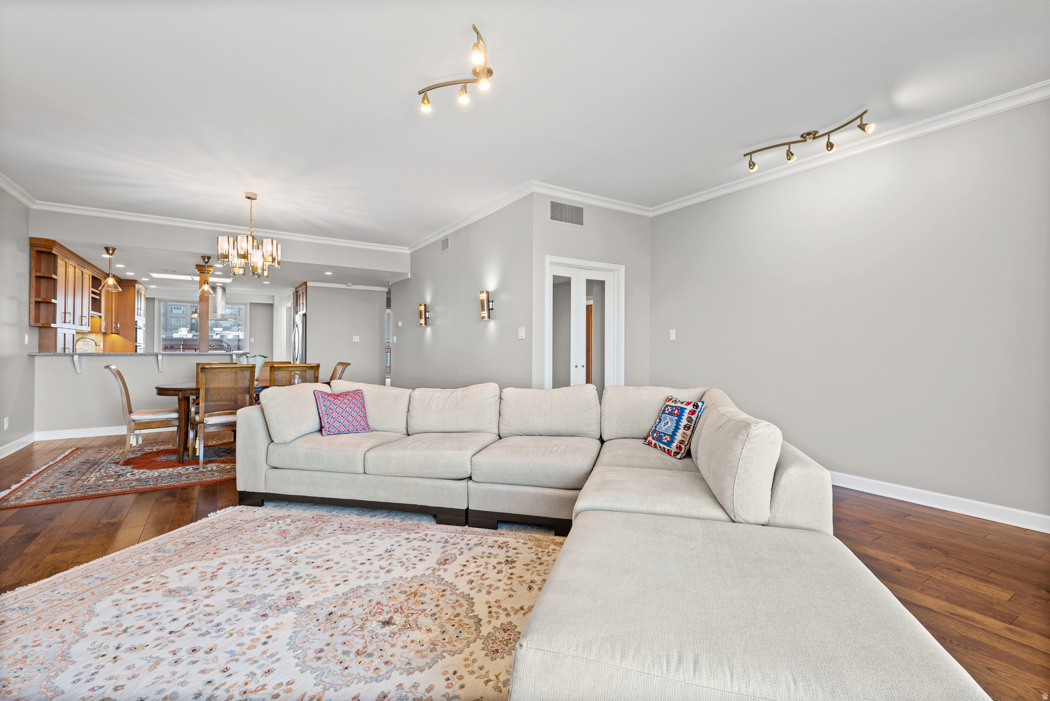 DONNER PLACE CONDM - Residential