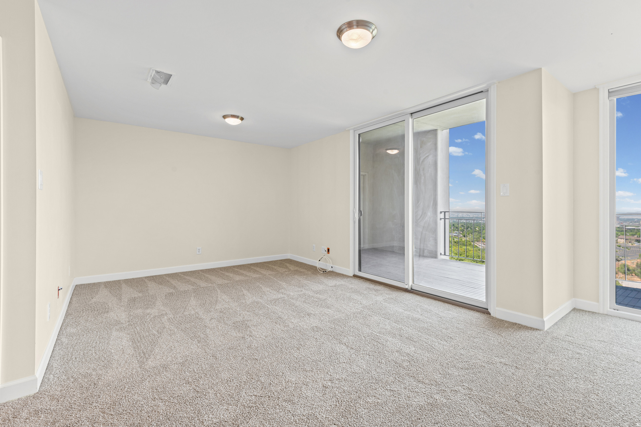 DONNER PLACE CONDM - Residential