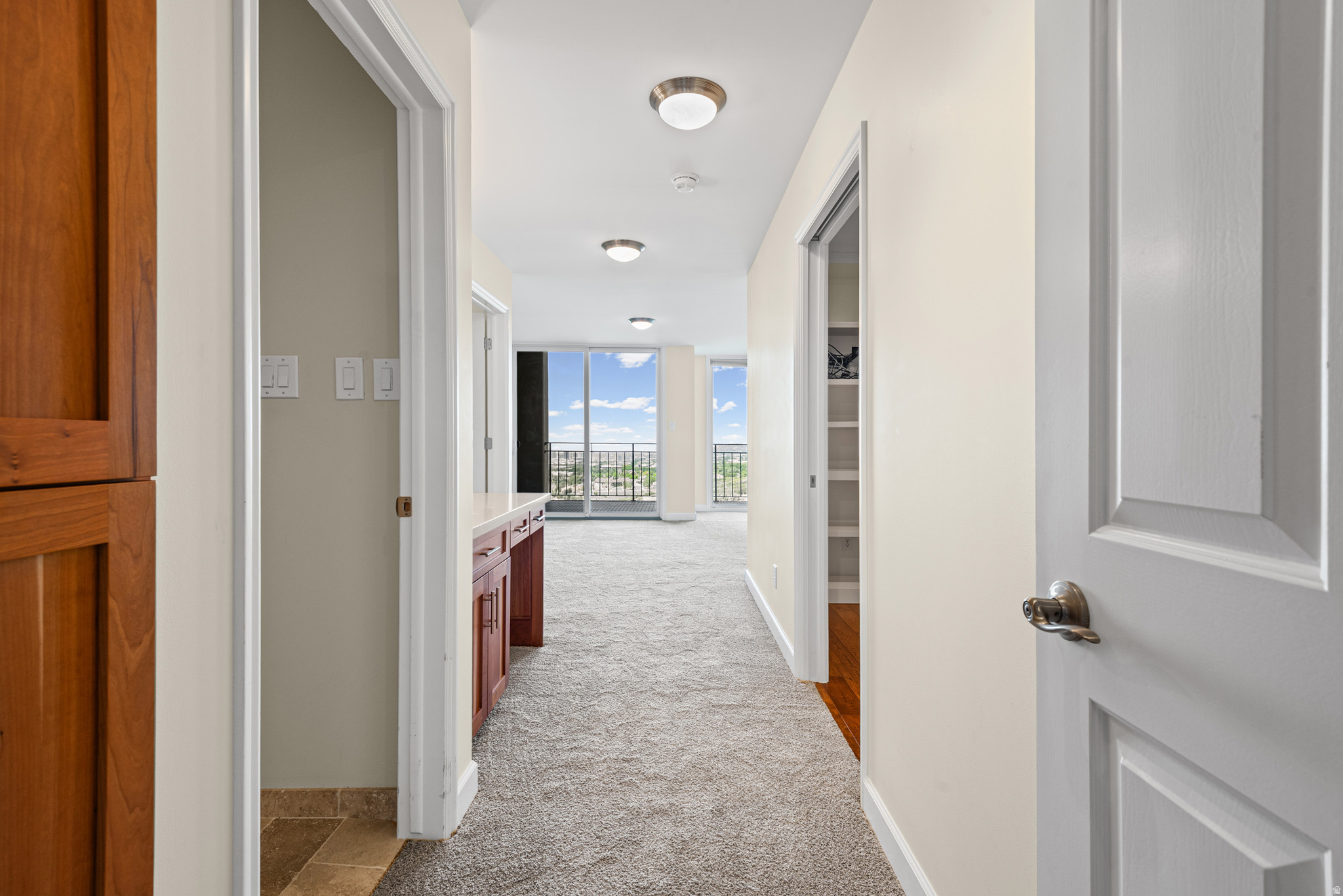 DONNER PLACE CONDM - Residential