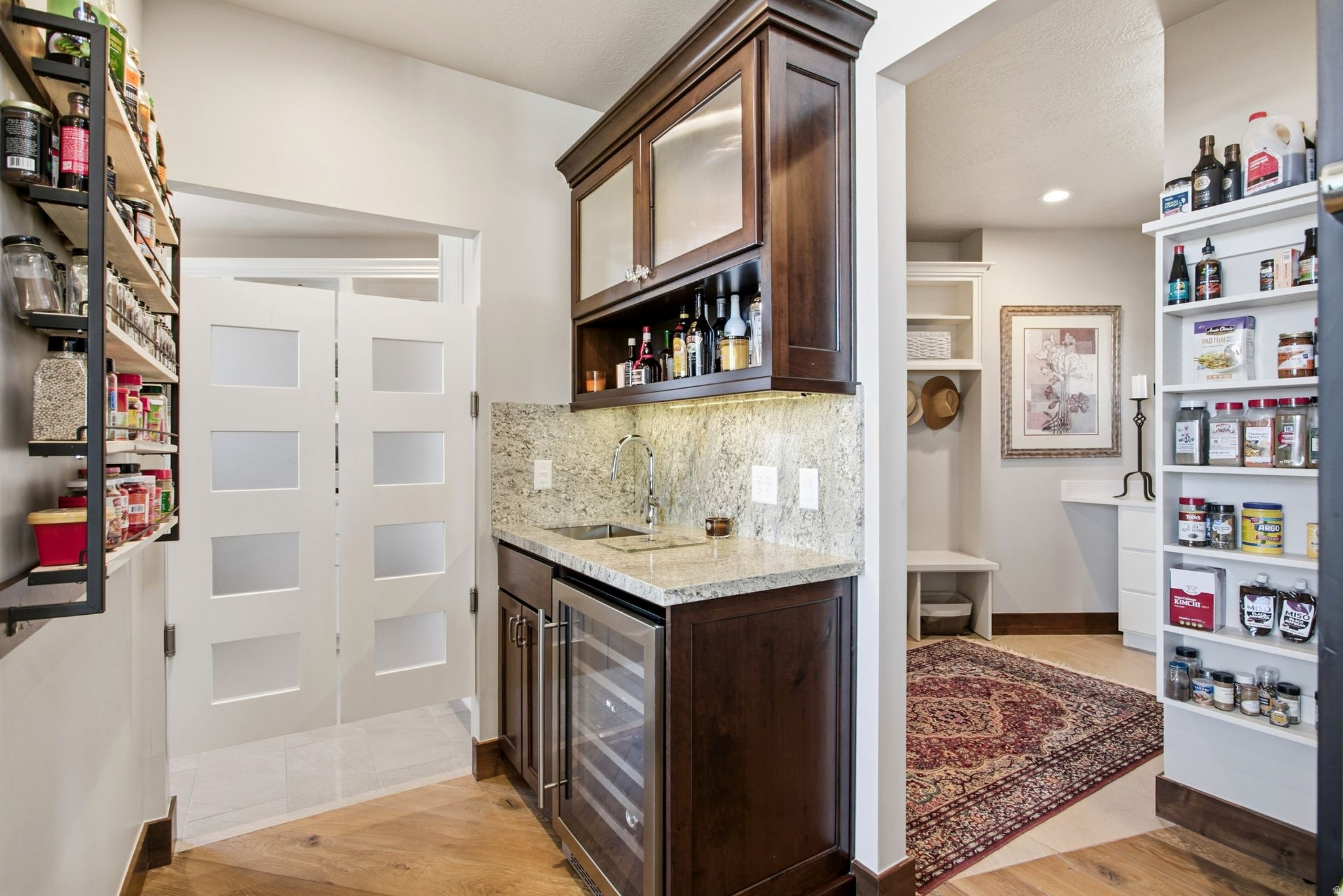 HIDEOUT CANYON - Residential