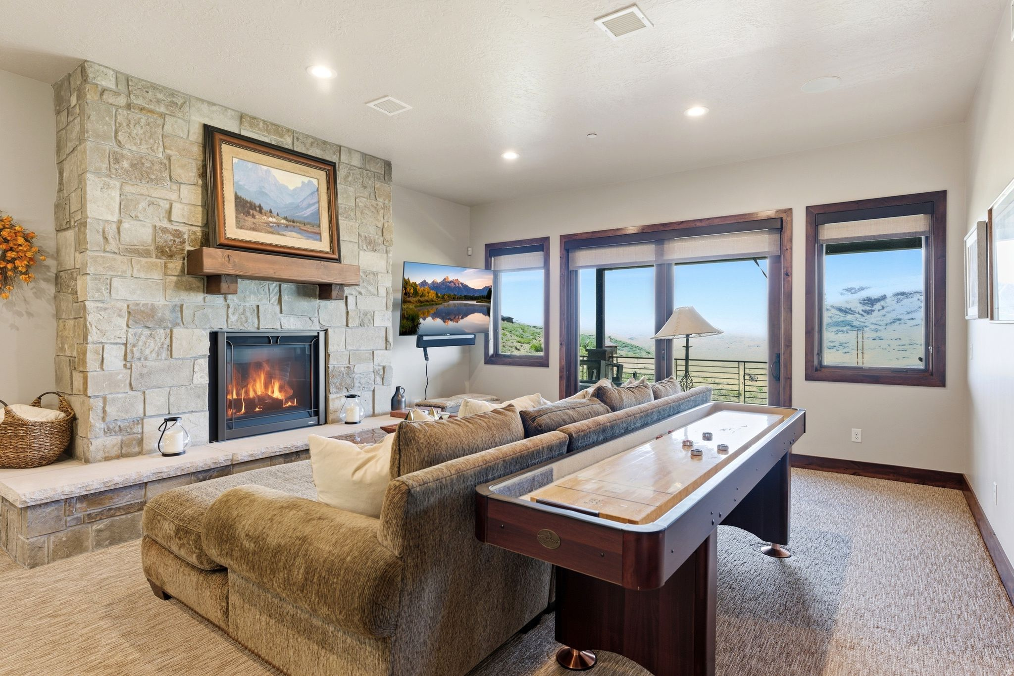 HIDEOUT CANYON - Residential
