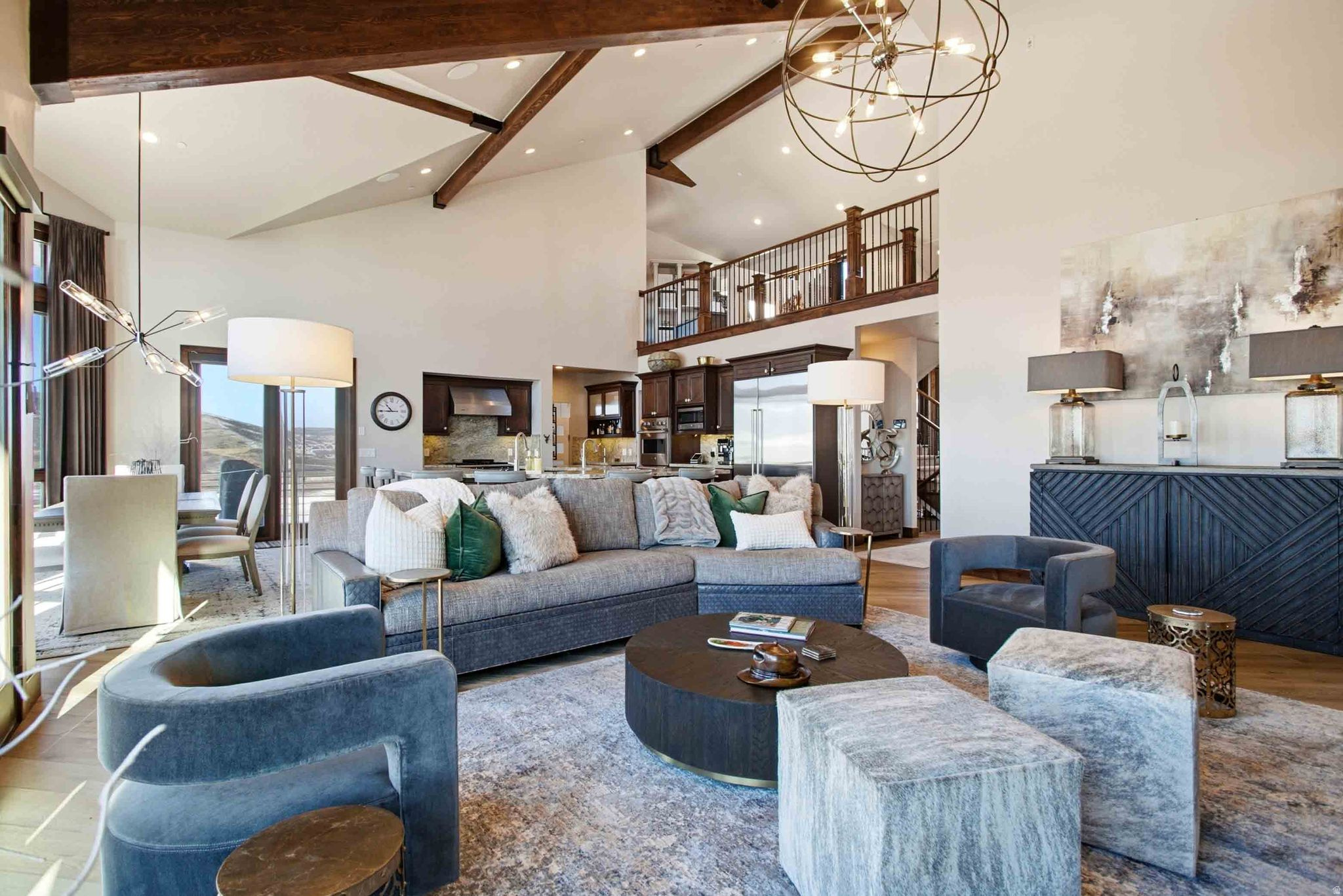 HIDEOUT CANYON - Residential