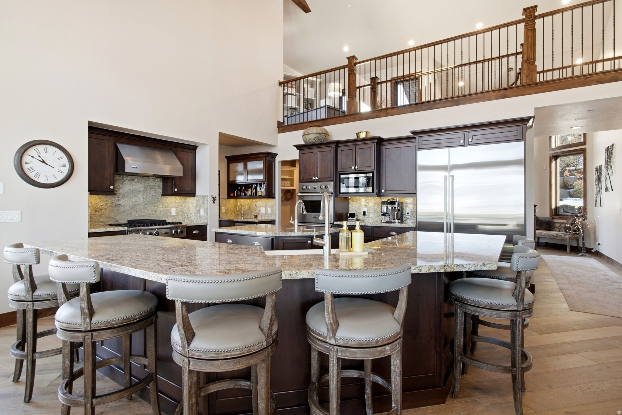 HIDEOUT CANYON - Residential