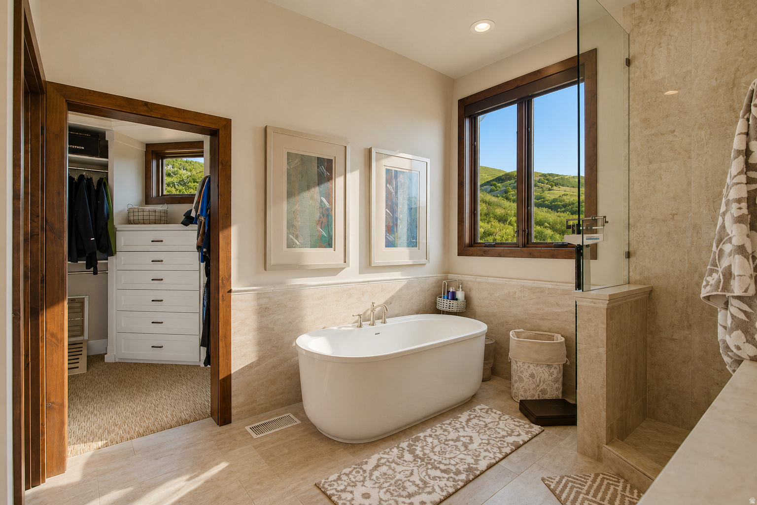 HIDEOUT CANYON - Residential
