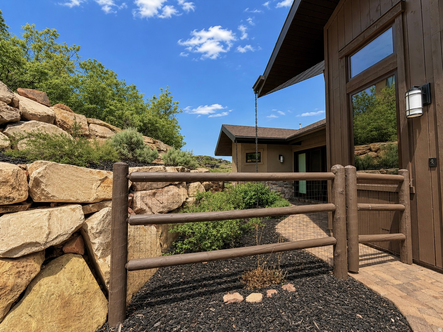 HIDEOUT CANYON - Residential