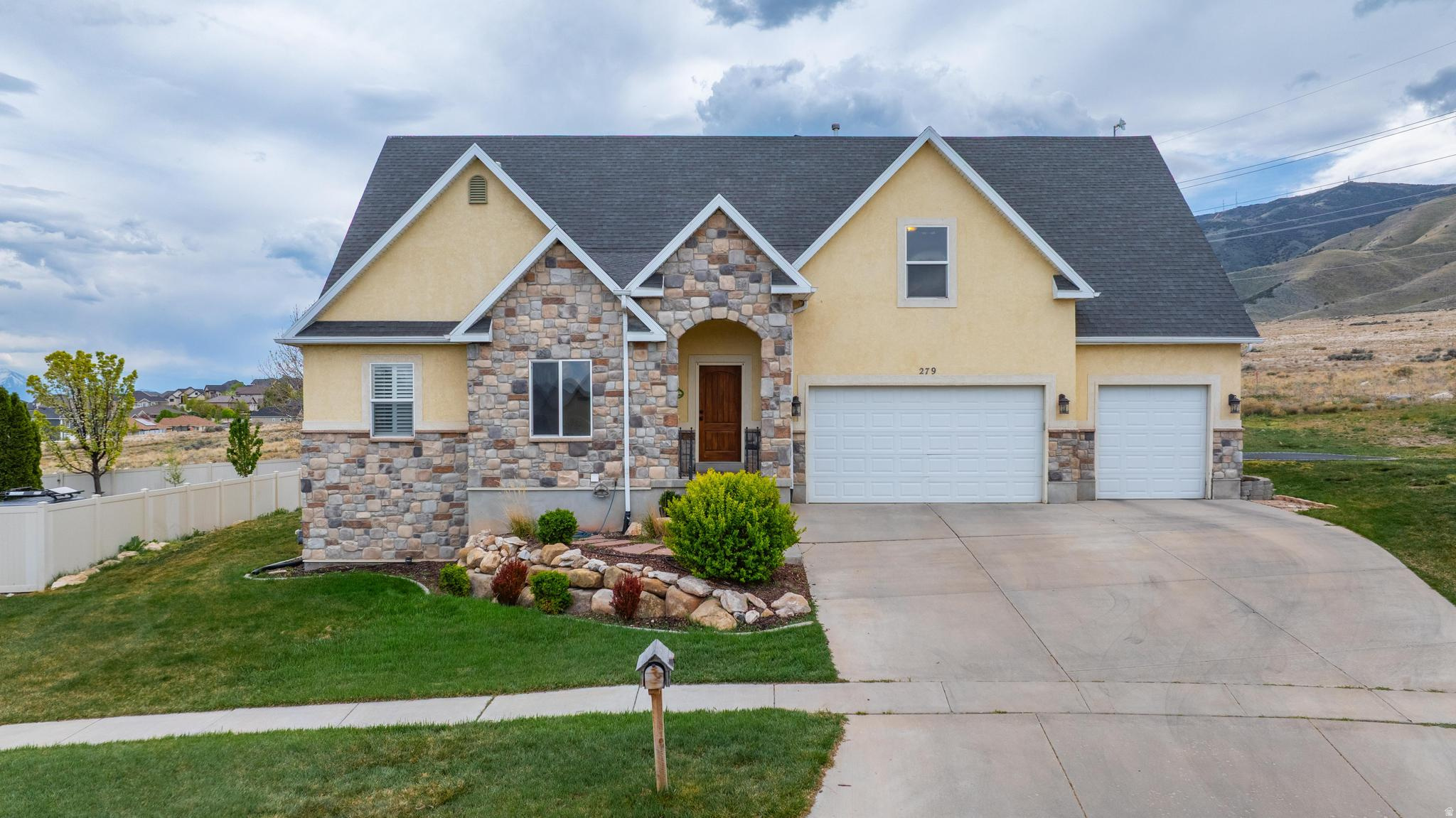 JACOBS RANCH - Residential