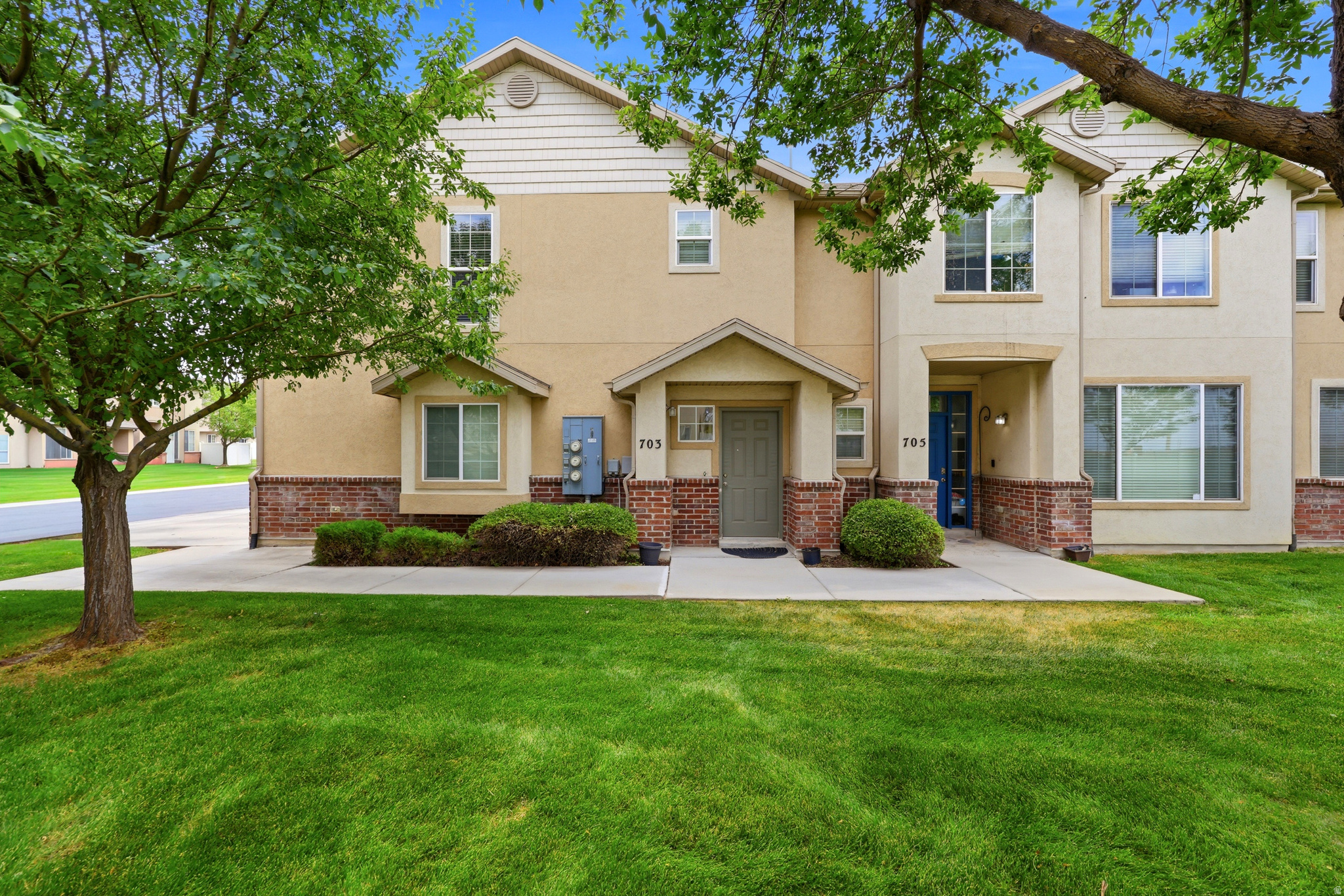 COVENTRY AT FOXBORO - Residential