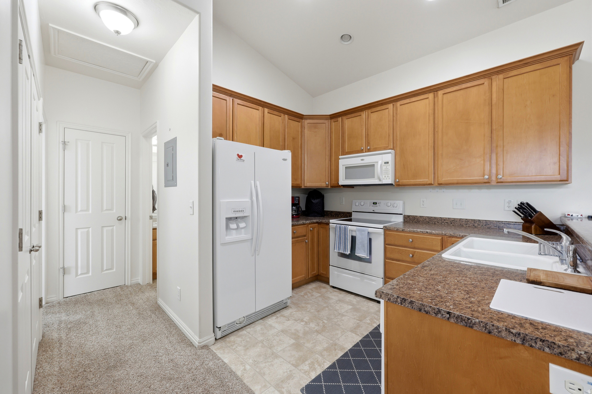 COVENTRY AT FOXBORO - Residential