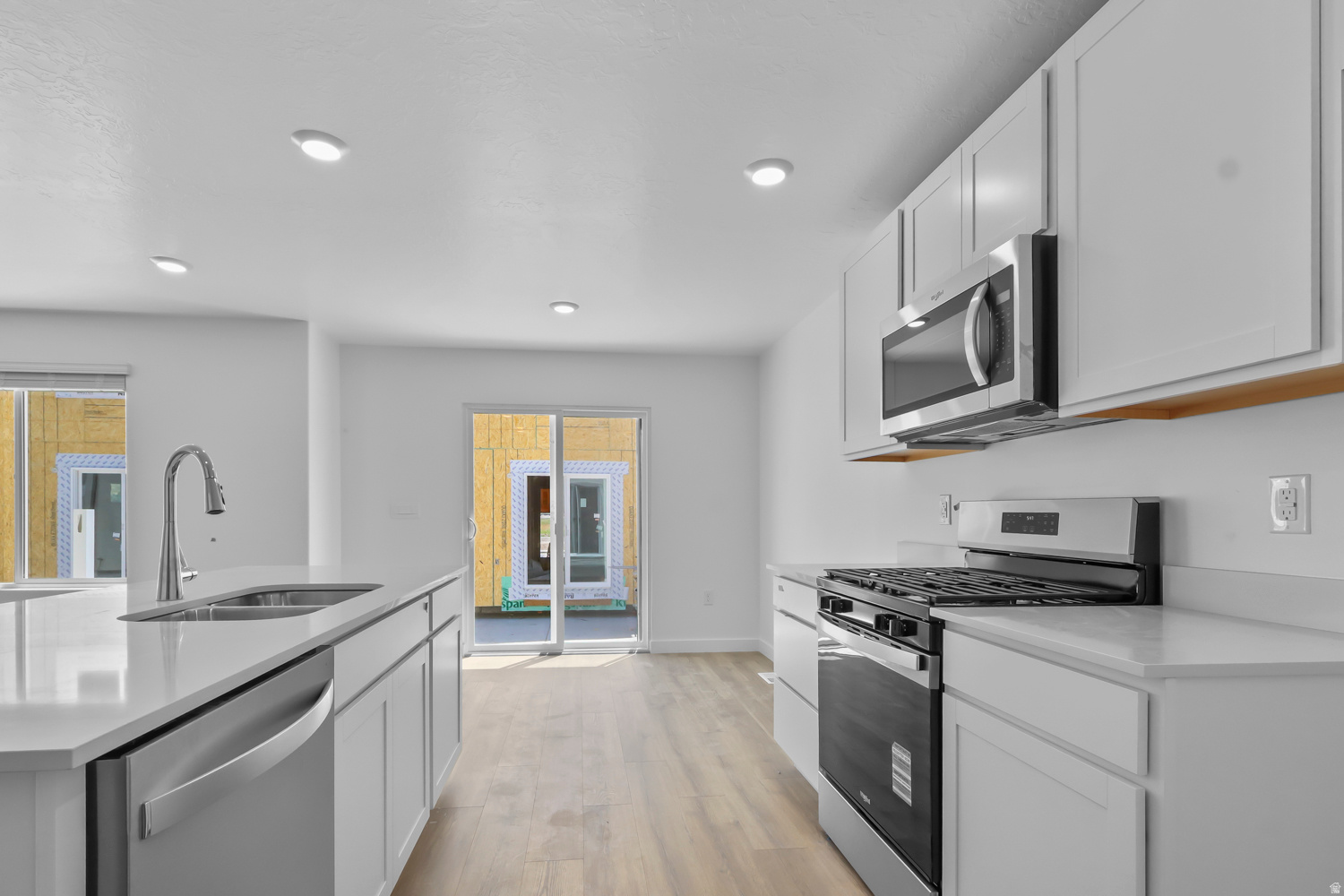 VIRIDIAN - Residential