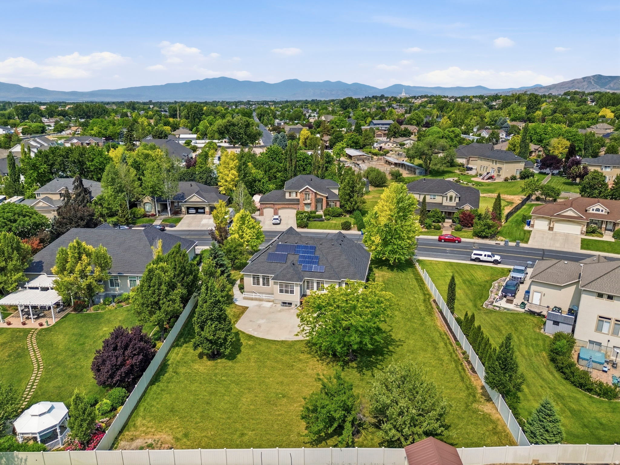 TUSCANY FARMS - Residential