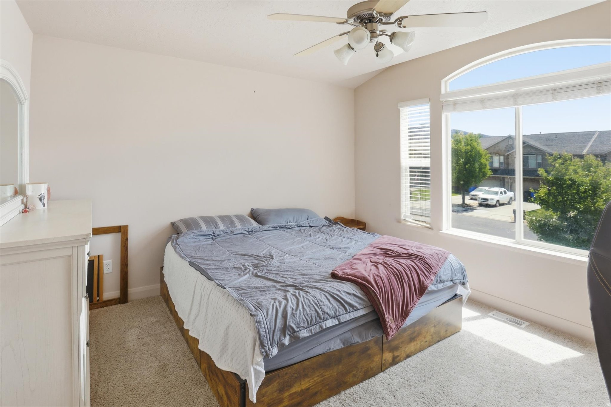 RANCHVIEW - Residential