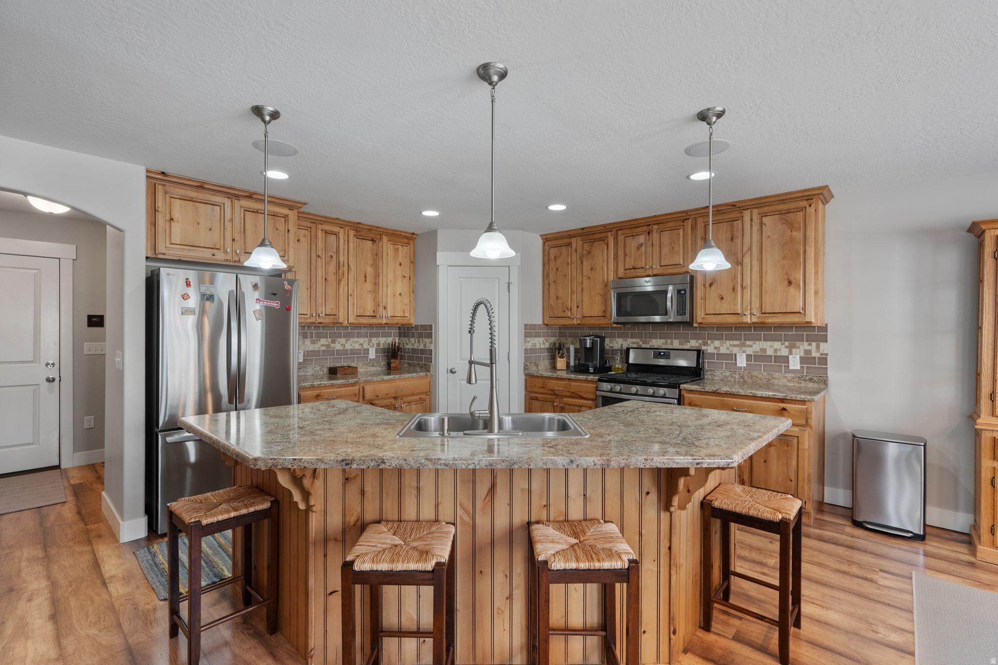 RIVER HOLLOW - Residential