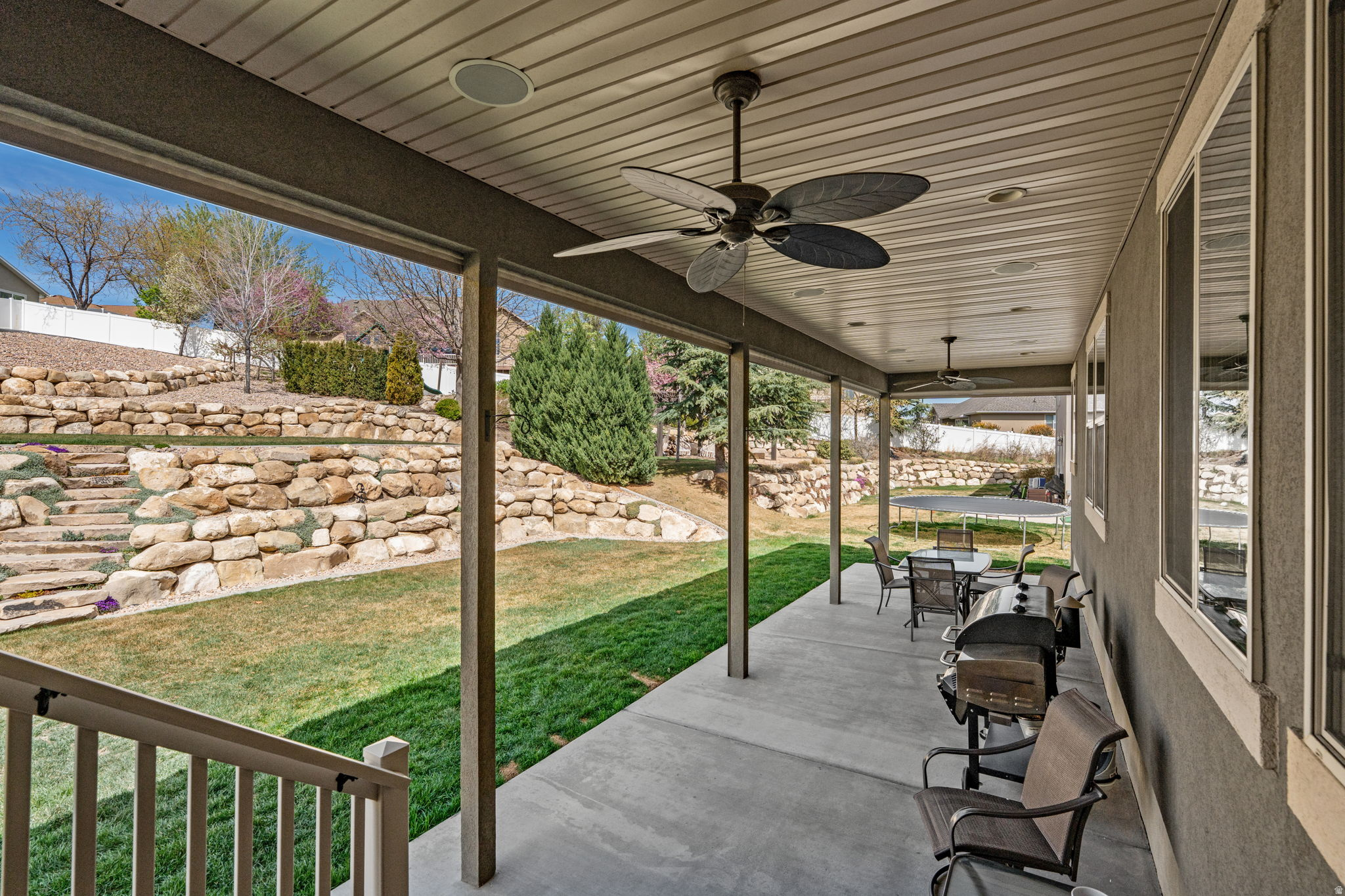 RIVER HOLLOW - Residential
