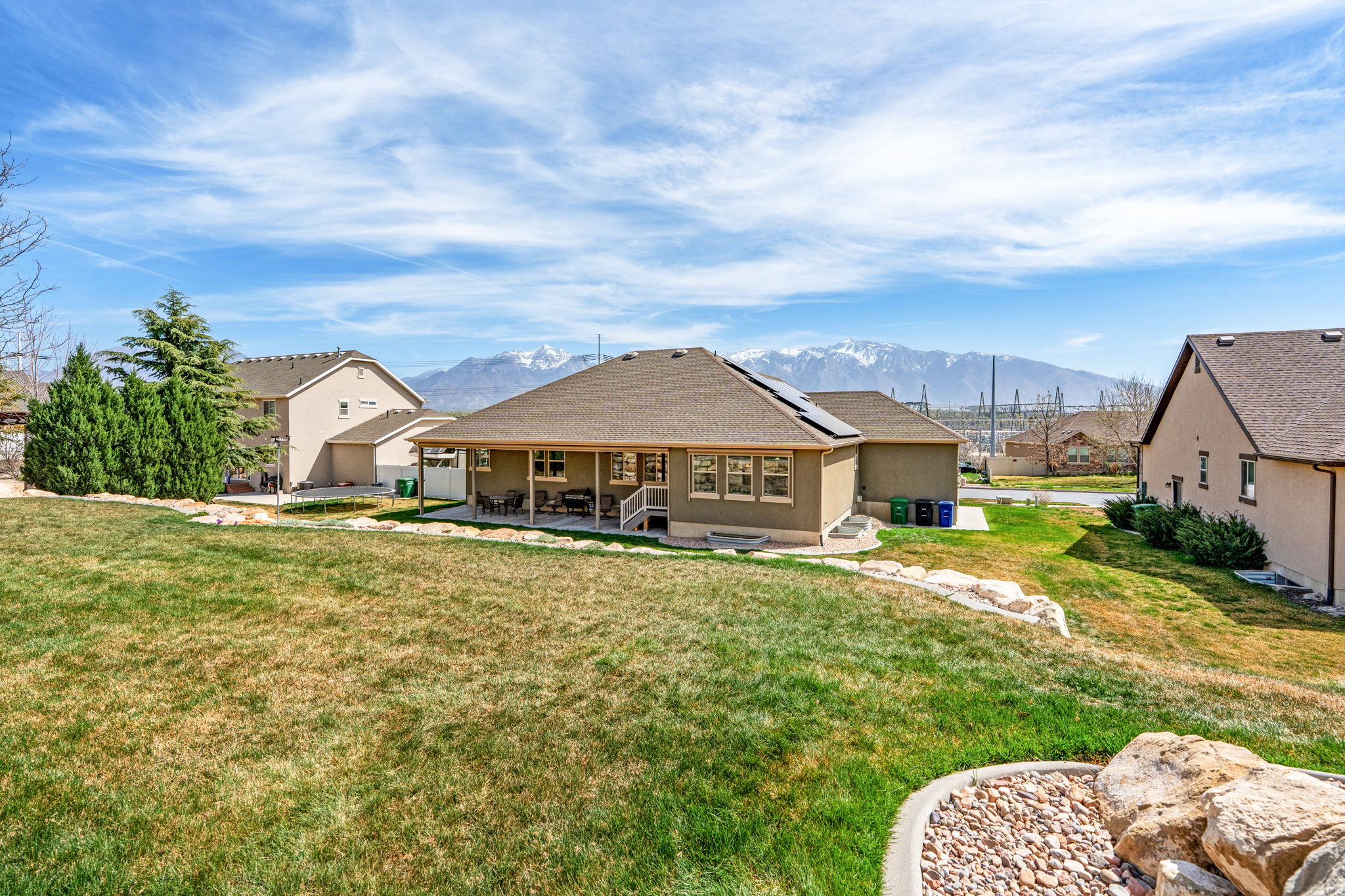 RIVER HOLLOW - Residential