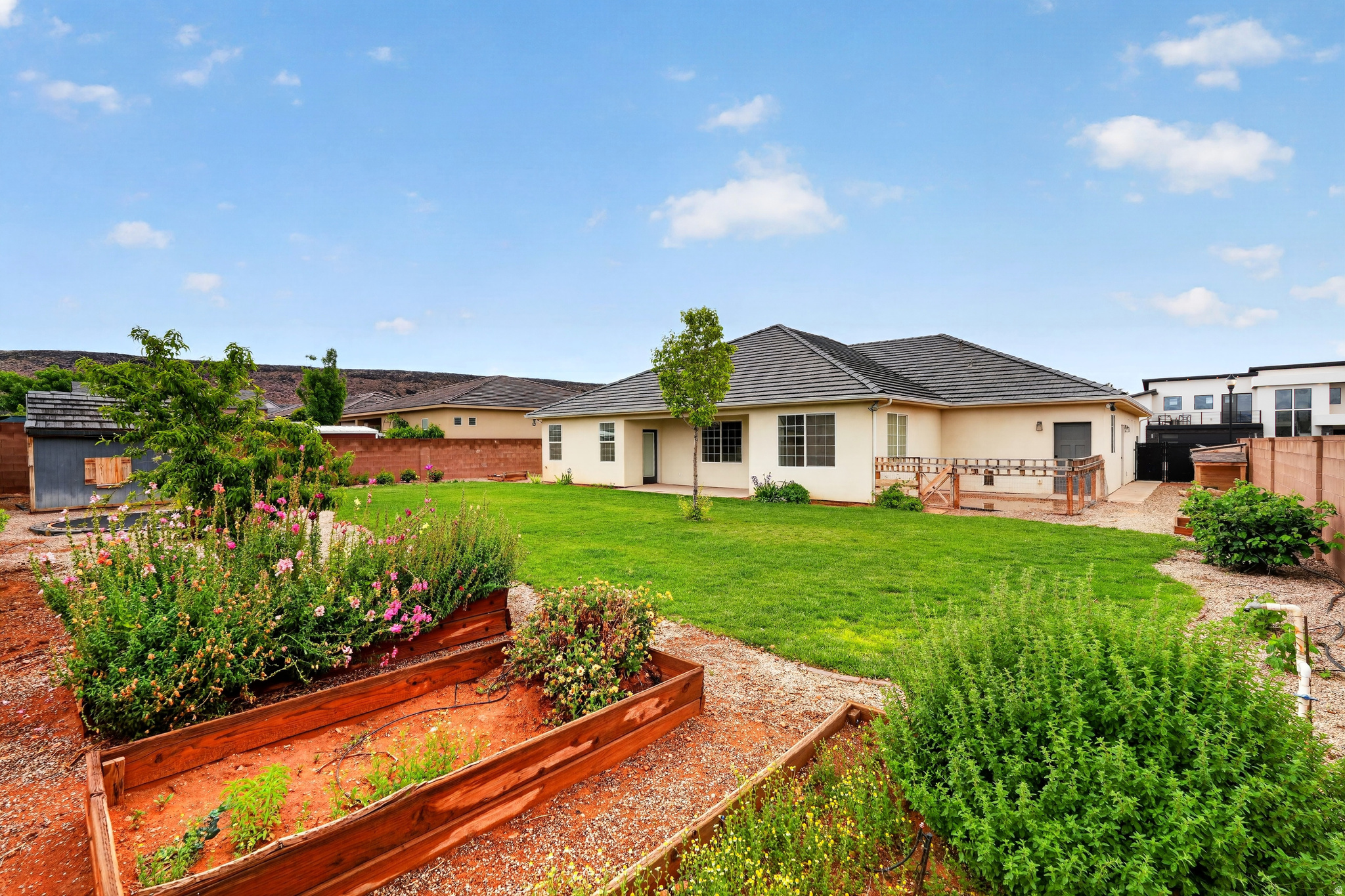 DIXIE SPRINGS - Residential