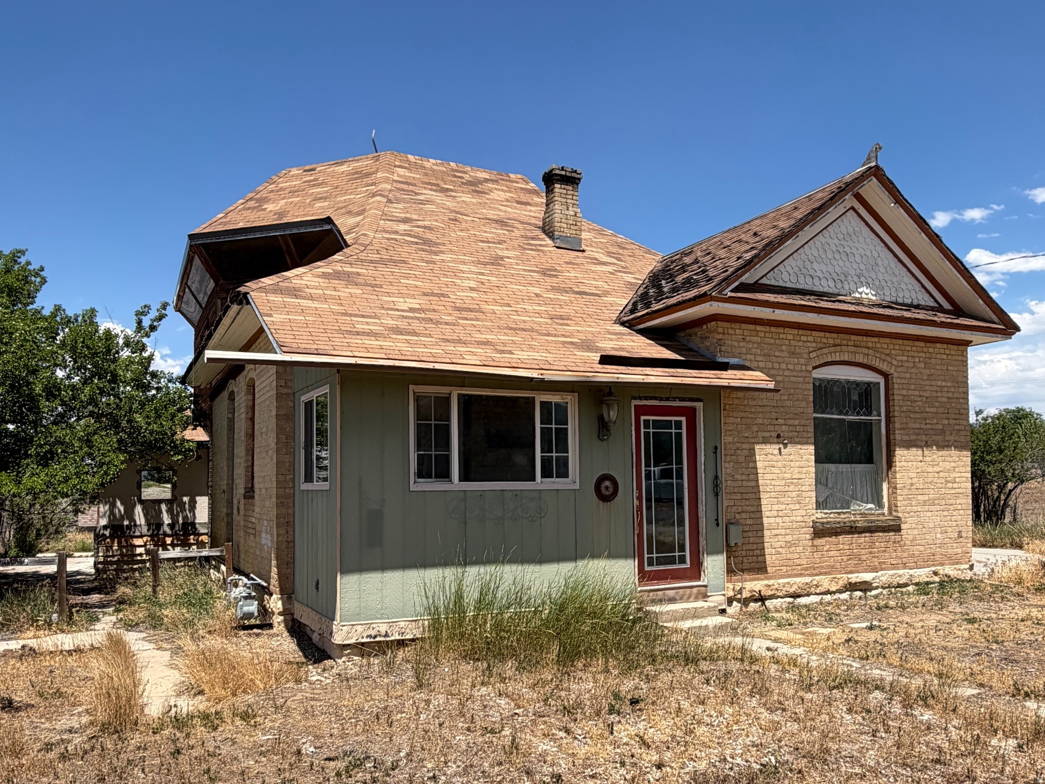 YOUNG PROPERTY - Residential