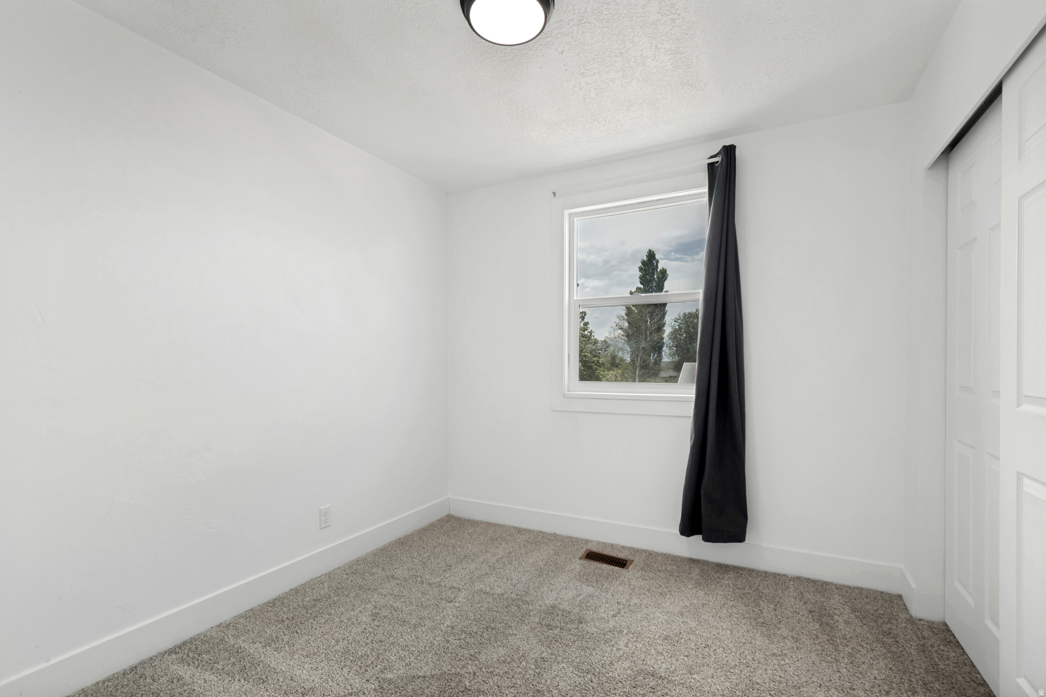 WHITE CITY #4 - Residential