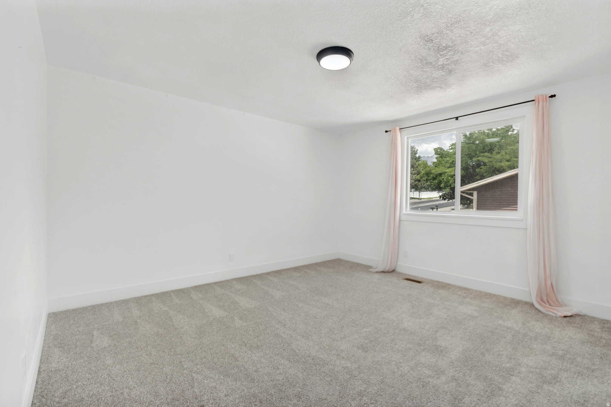 WHITE CITY #4 - Residential