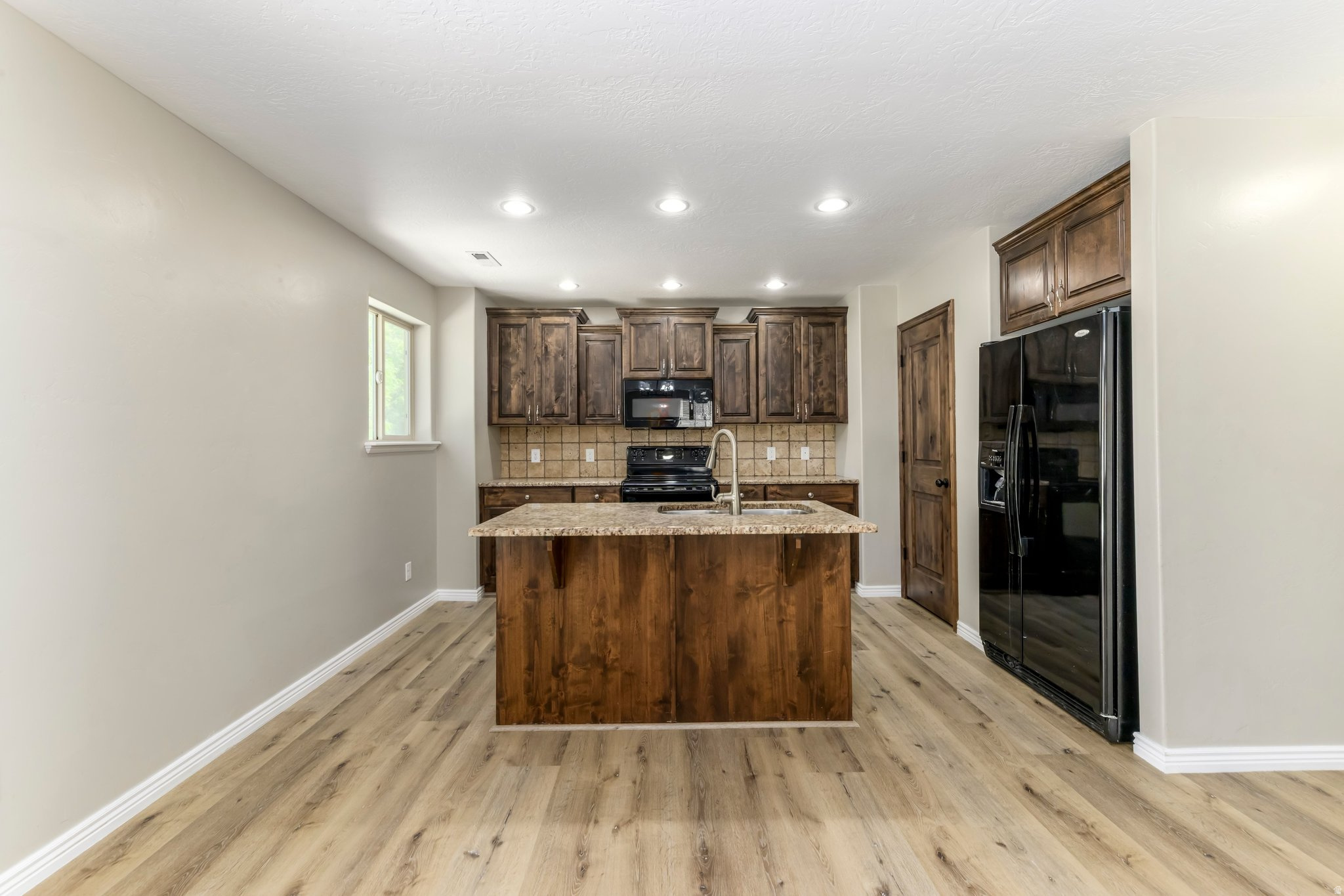 SPRING CREEK RANCH - Residential