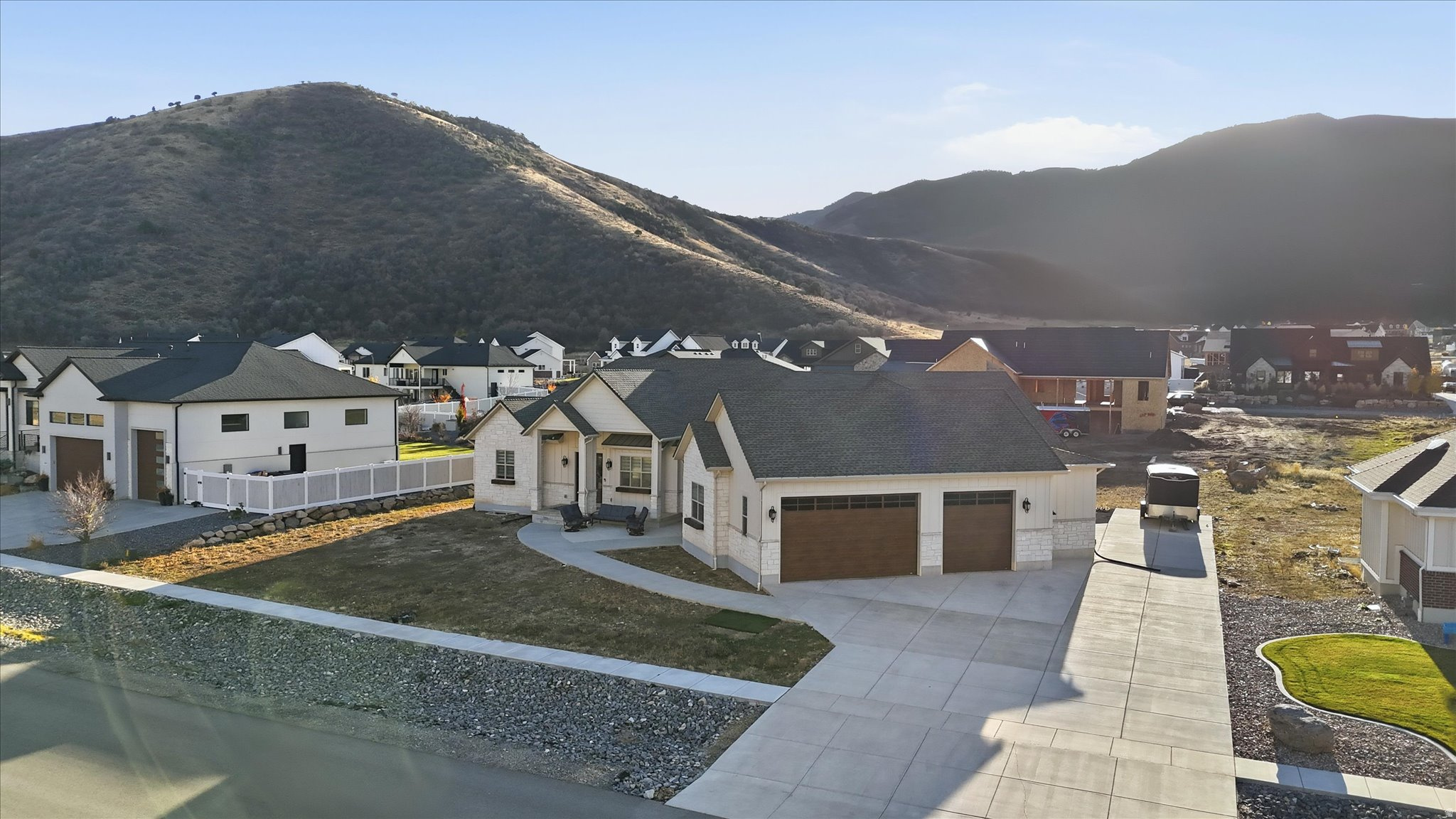 MAPLE SPRINGS ESTATES - Residential