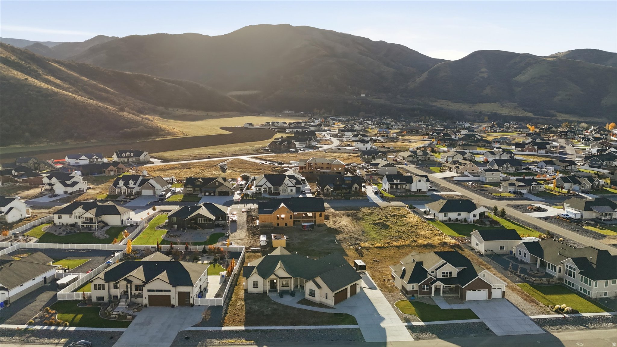 MAPLE SPRINGS ESTATES - Residential