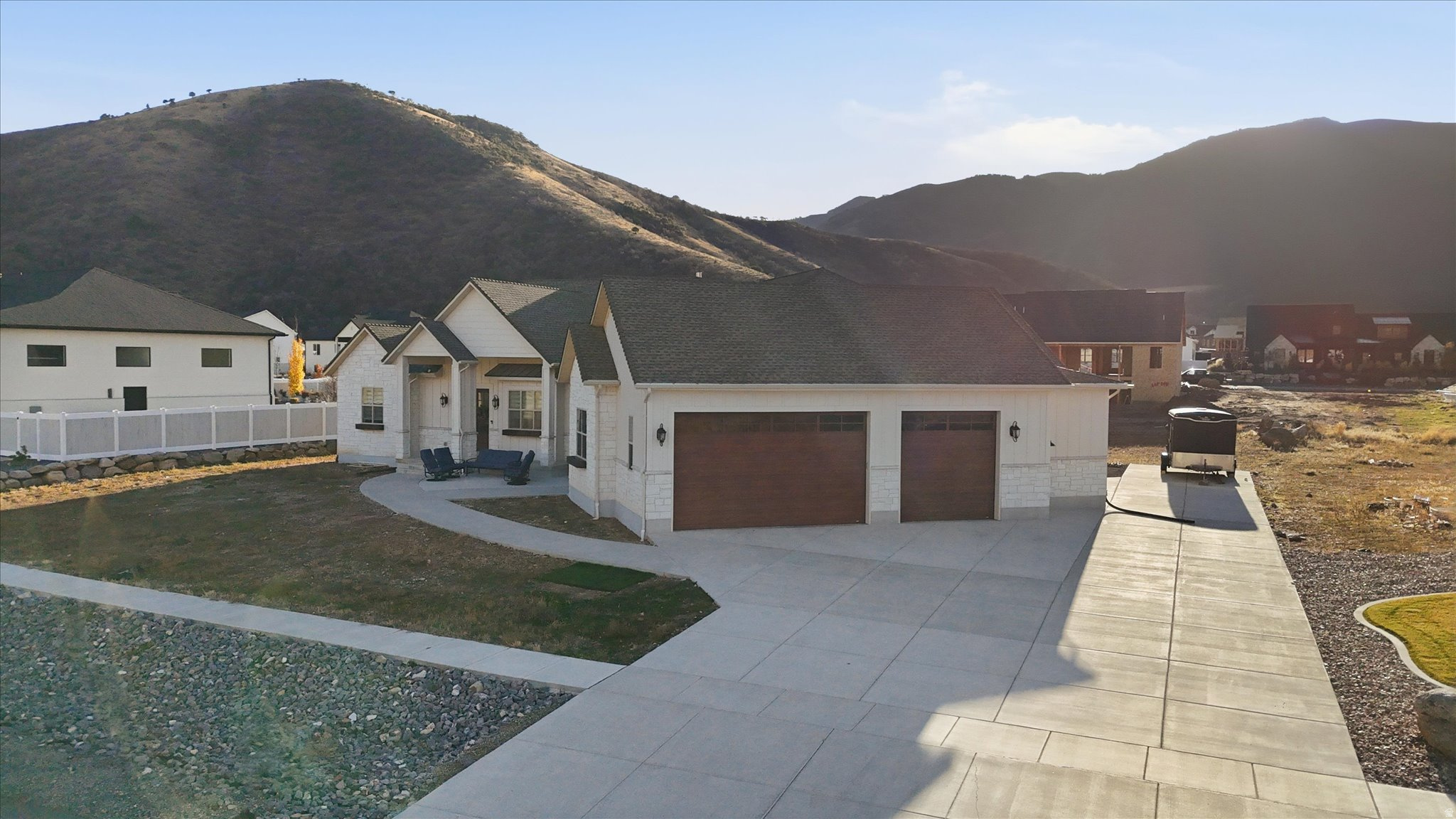 MAPLE SPRINGS ESTATES - Residential