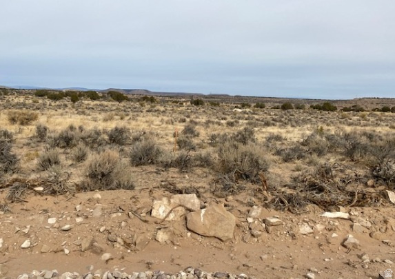 STARVIEW RANCHES - Land
