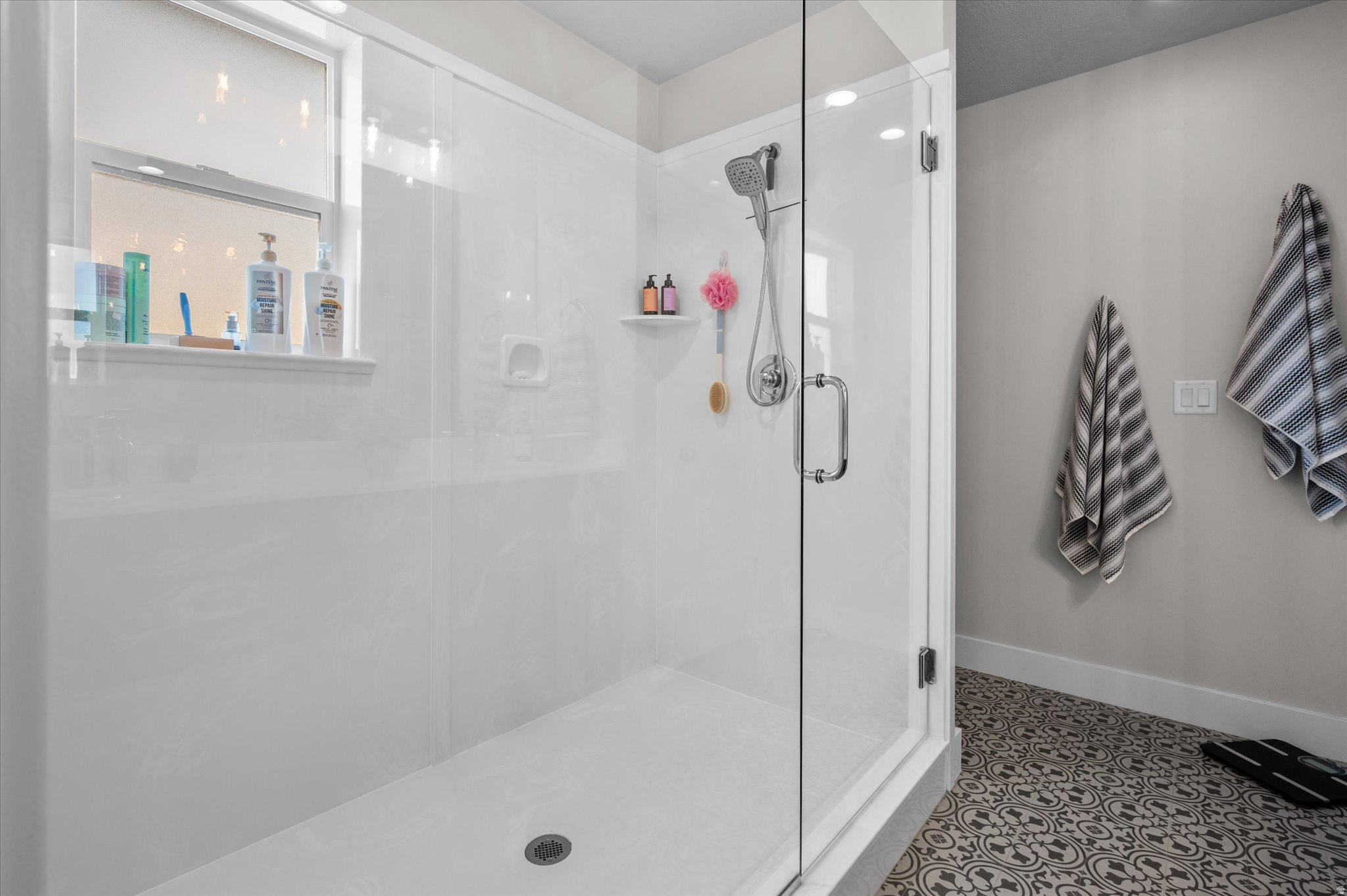 GLOVER ESTATES - Residential