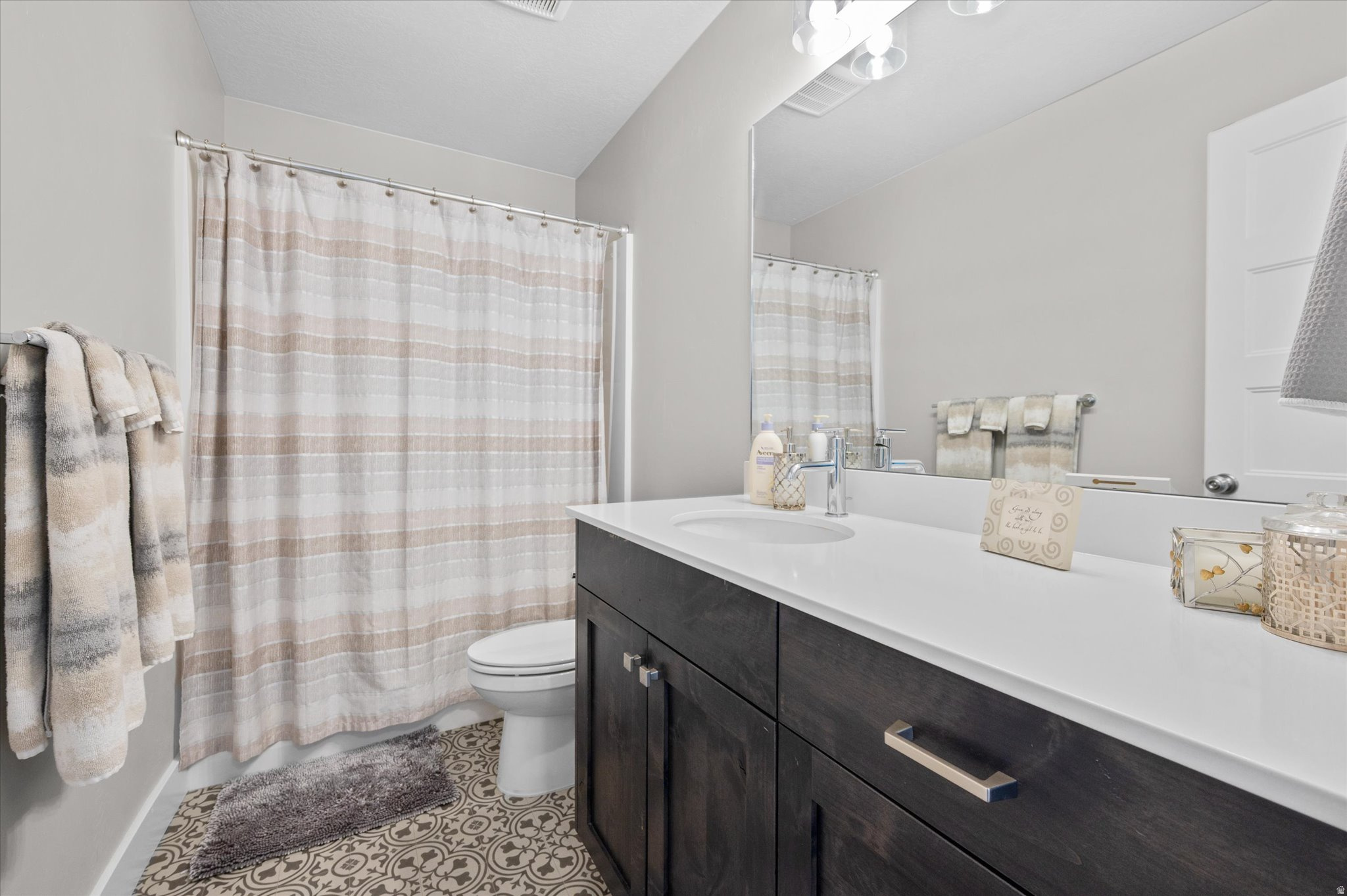 GLOVER ESTATES - Residential