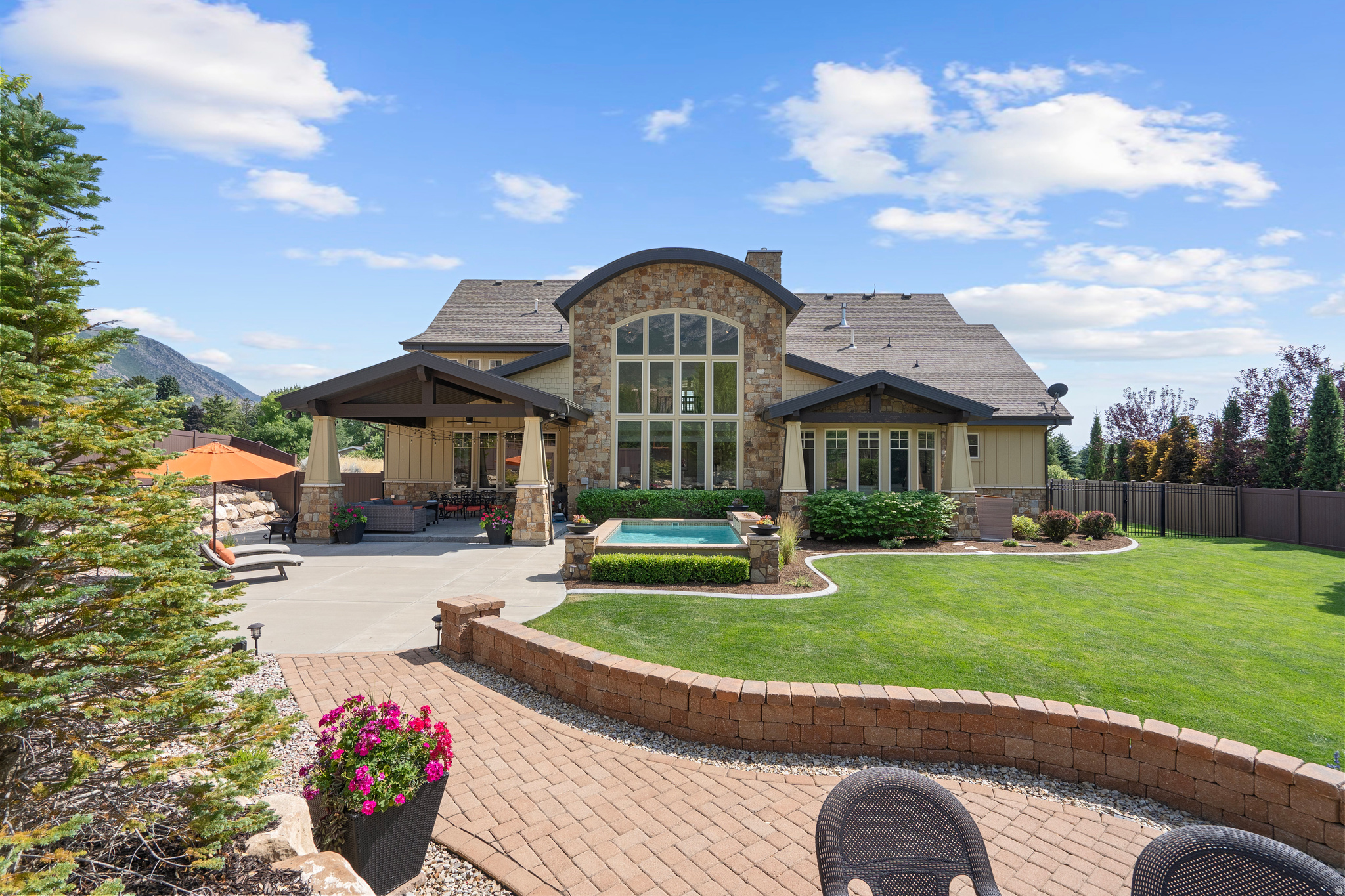 HERITAGE HILLS - Residential