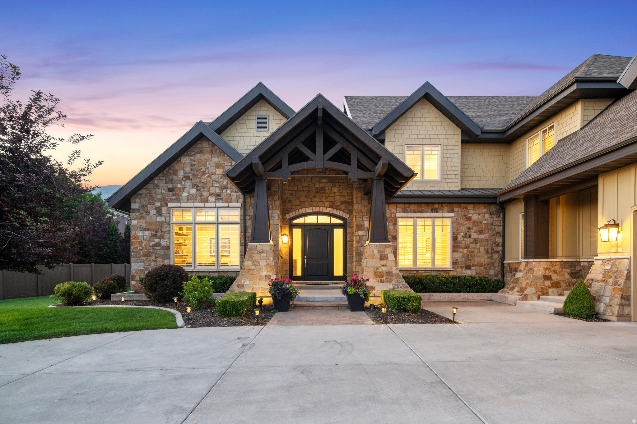 HERITAGE HILLS - Residential
