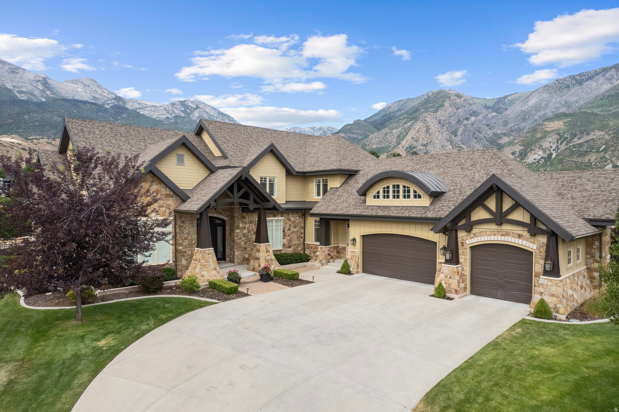 HERITAGE HILLS - Residential