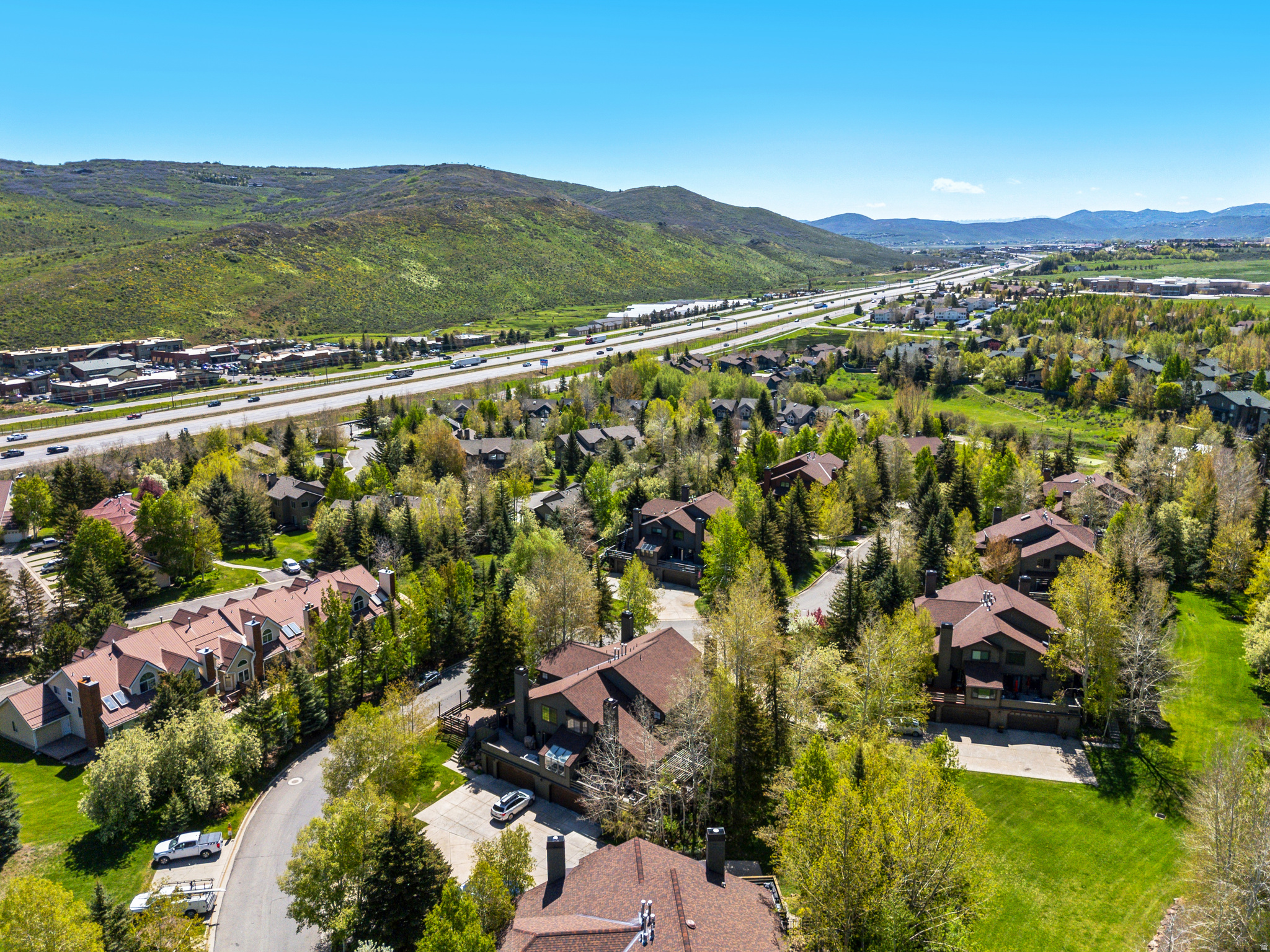 ELK RUN AT PINEBROOK - Residential Lease
