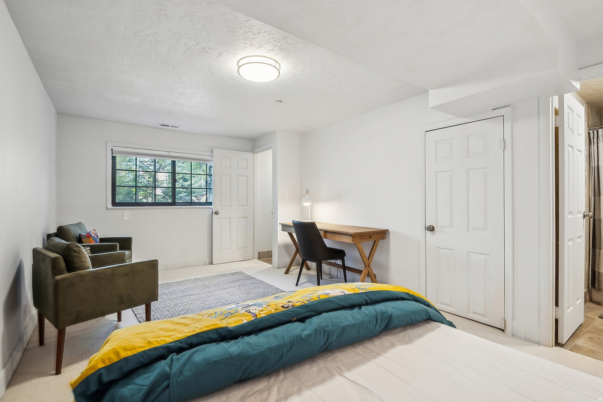 ELK RUN AT PINEBROOK - Residential Lease