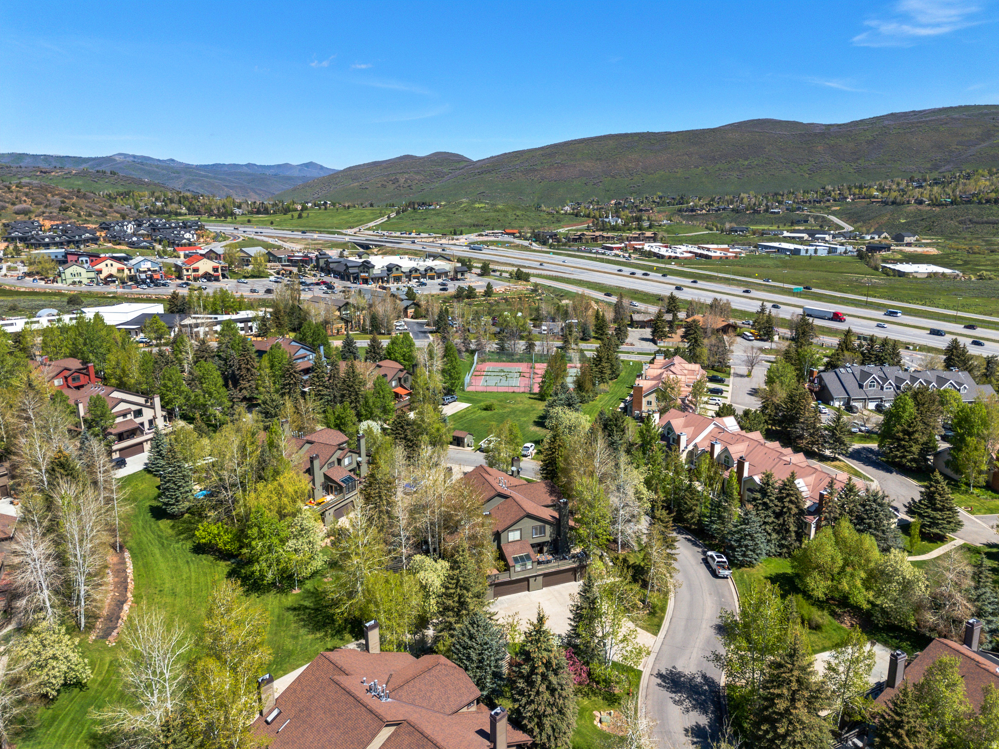 ELK RUN AT PINEBROOK - Residential Lease