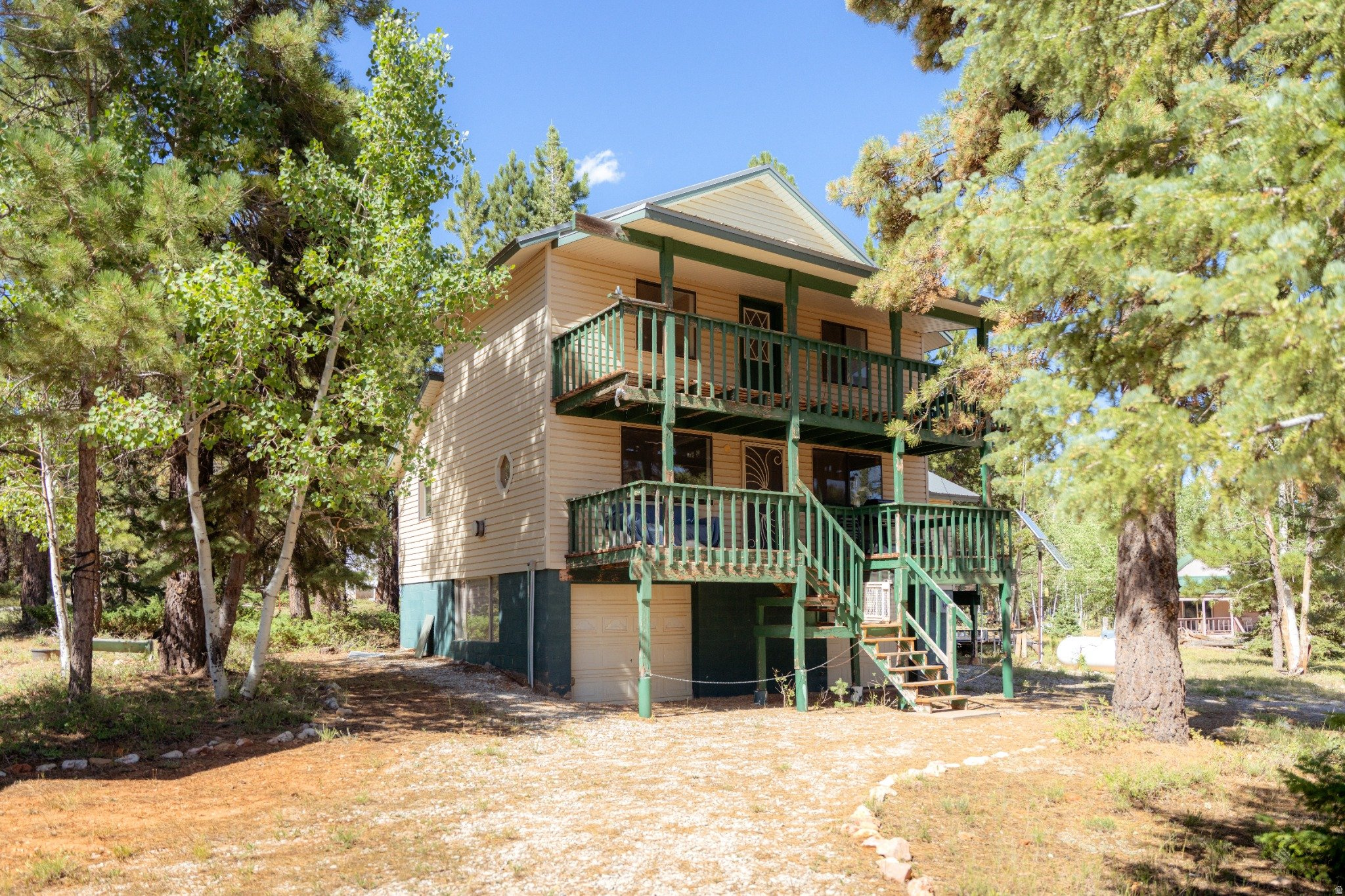 ZION VIEW MOUNTAIN ESTATE - Residential