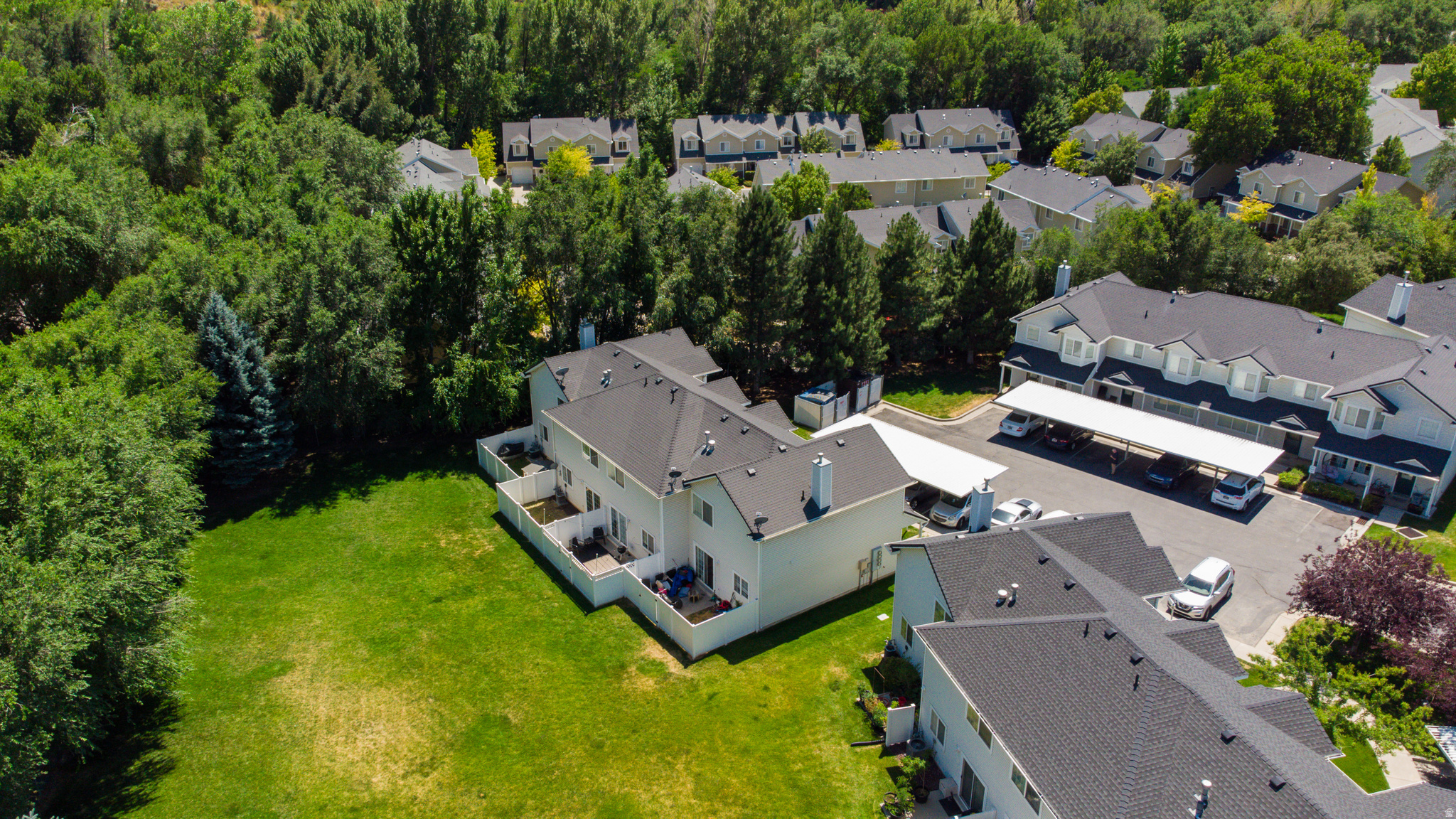 RIVERVIEW - Residential